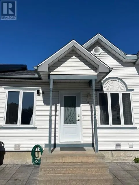 1098 CHARETTE STREET
