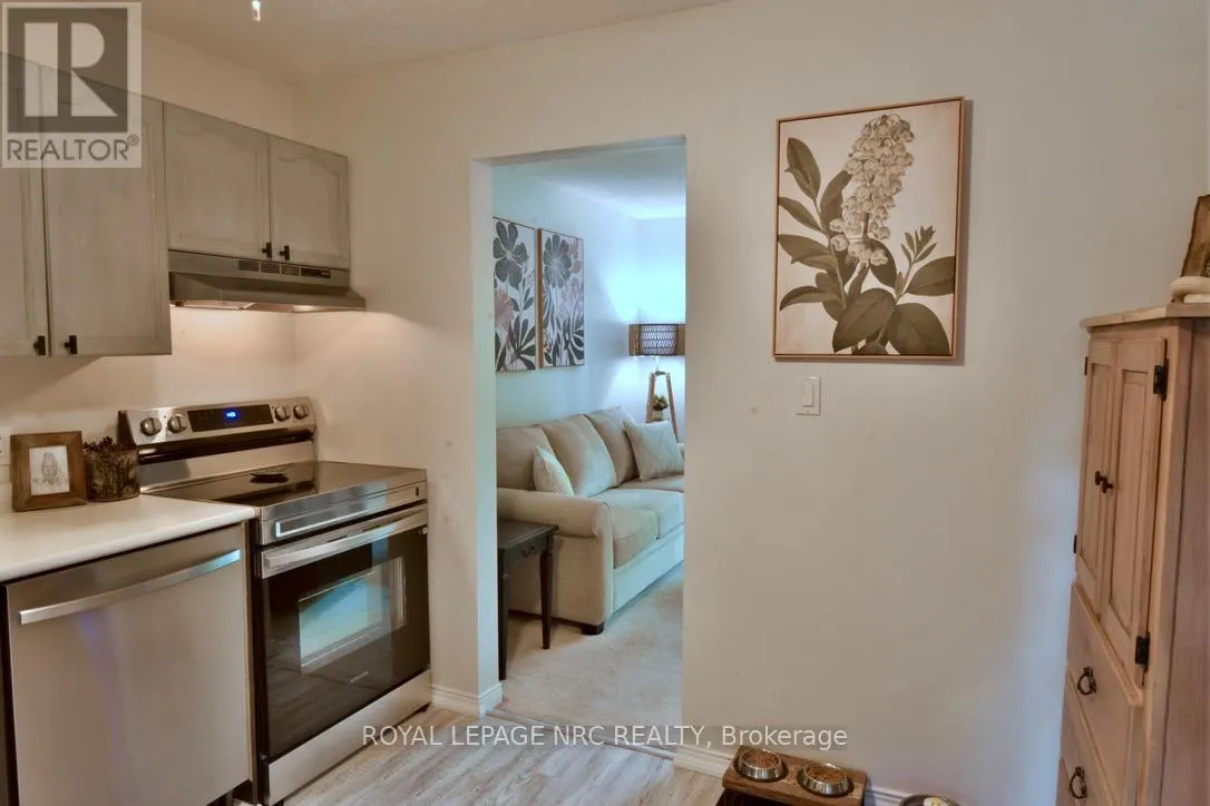 11 - 159 CANBORO ROAD, #11