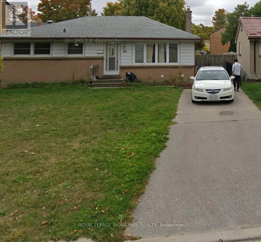 104 QUEENSTON CRESCENT
