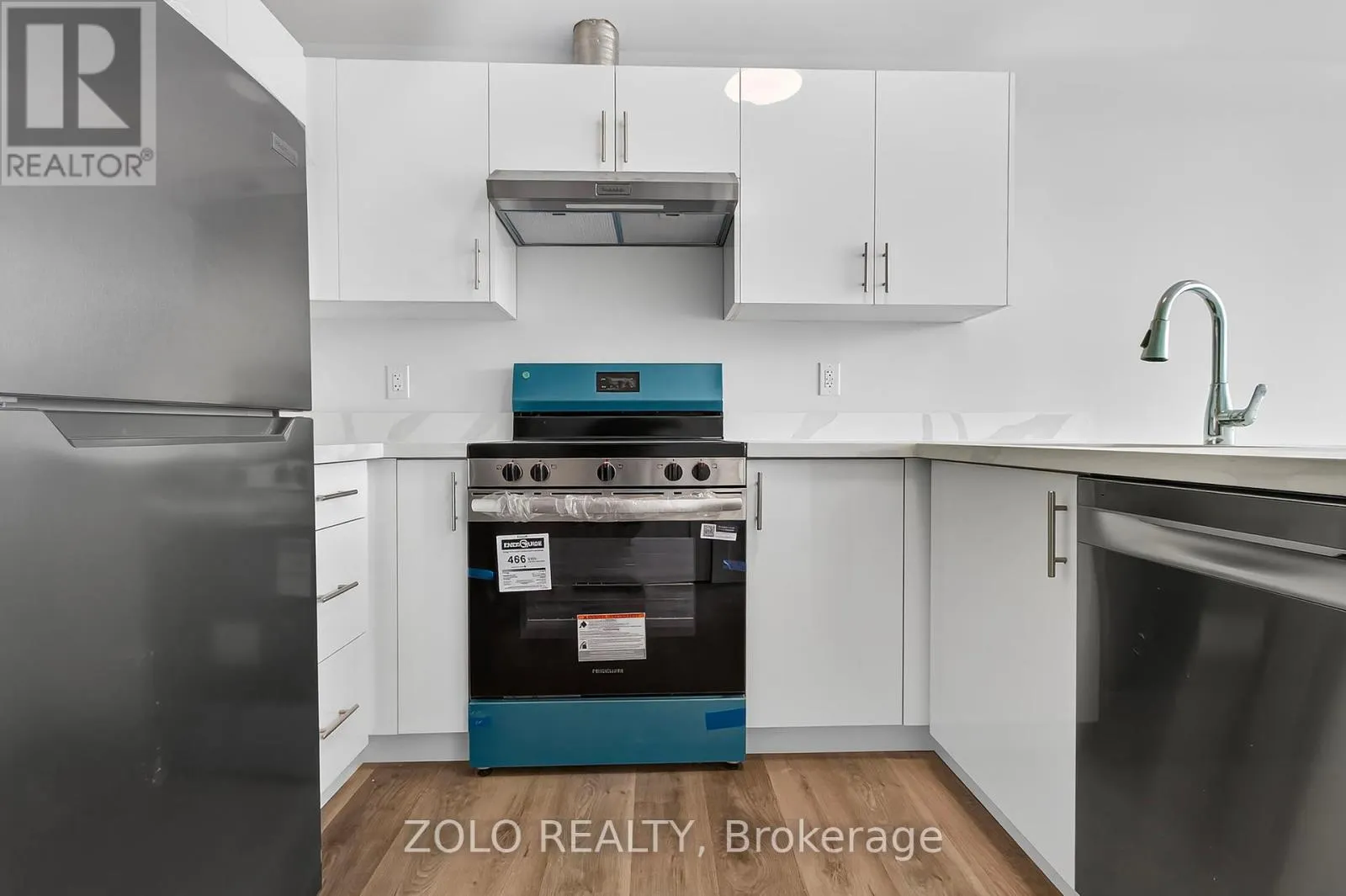 UNIT # 4 - 206 WELLINGTON STREET