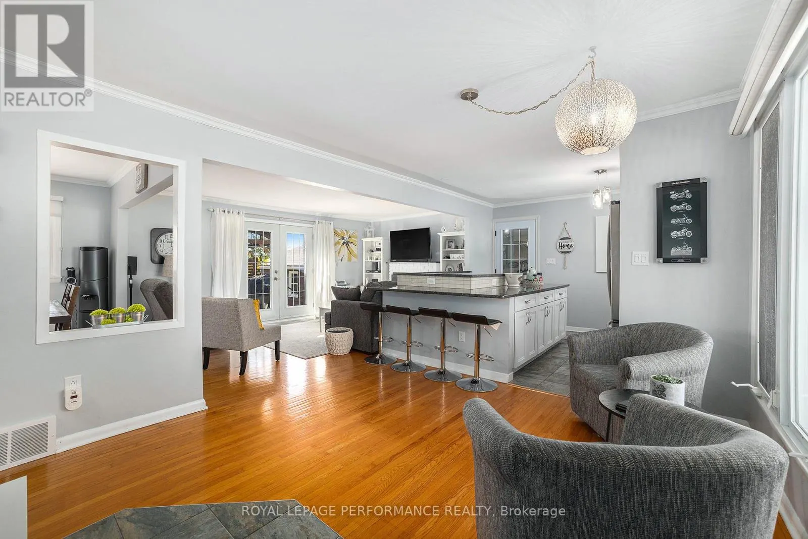70 ST LAWRENCE STREET
