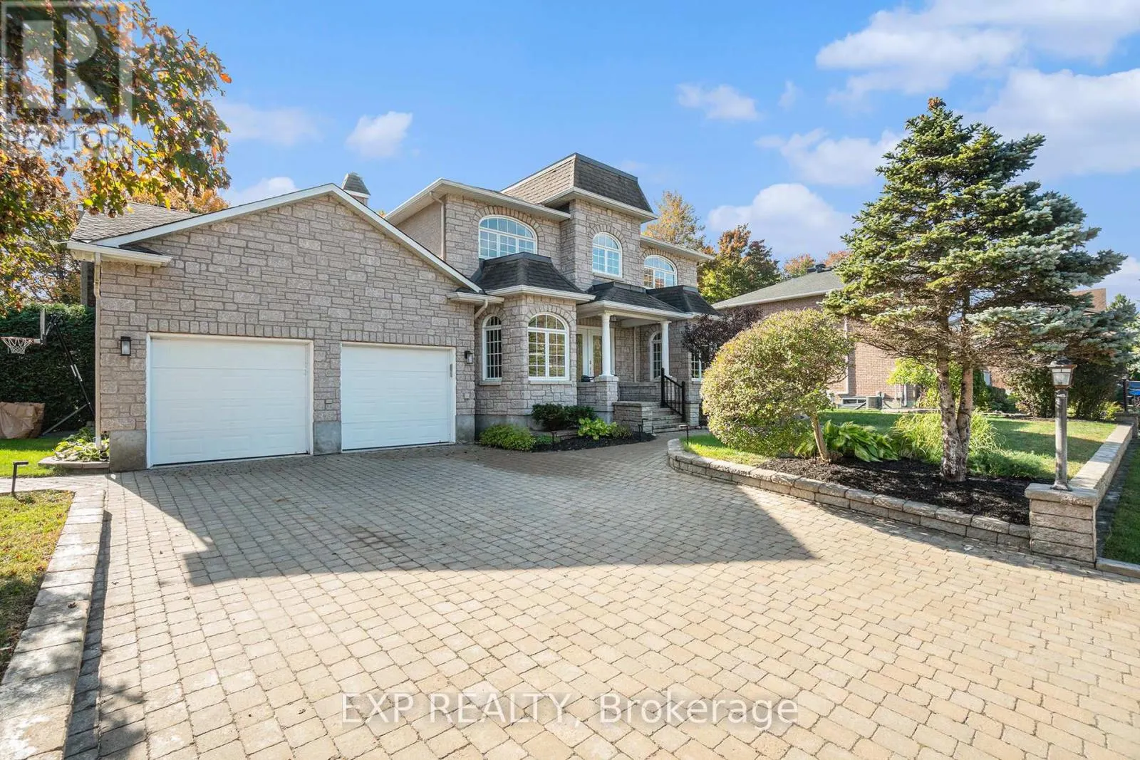 150 TOPAZE AVENUE