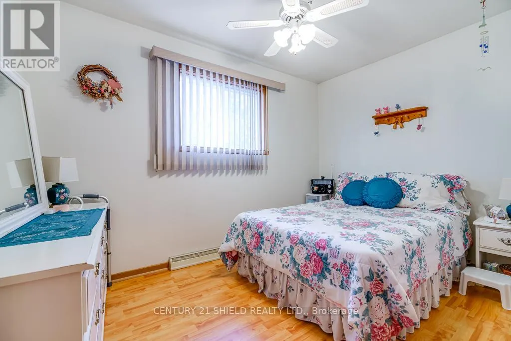 105 ATHLONE DRIVE