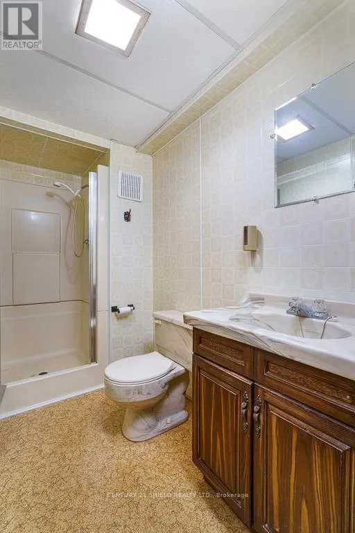 105 ATHLONE DRIVE
