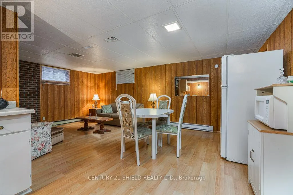 105 ATHLONE DRIVE