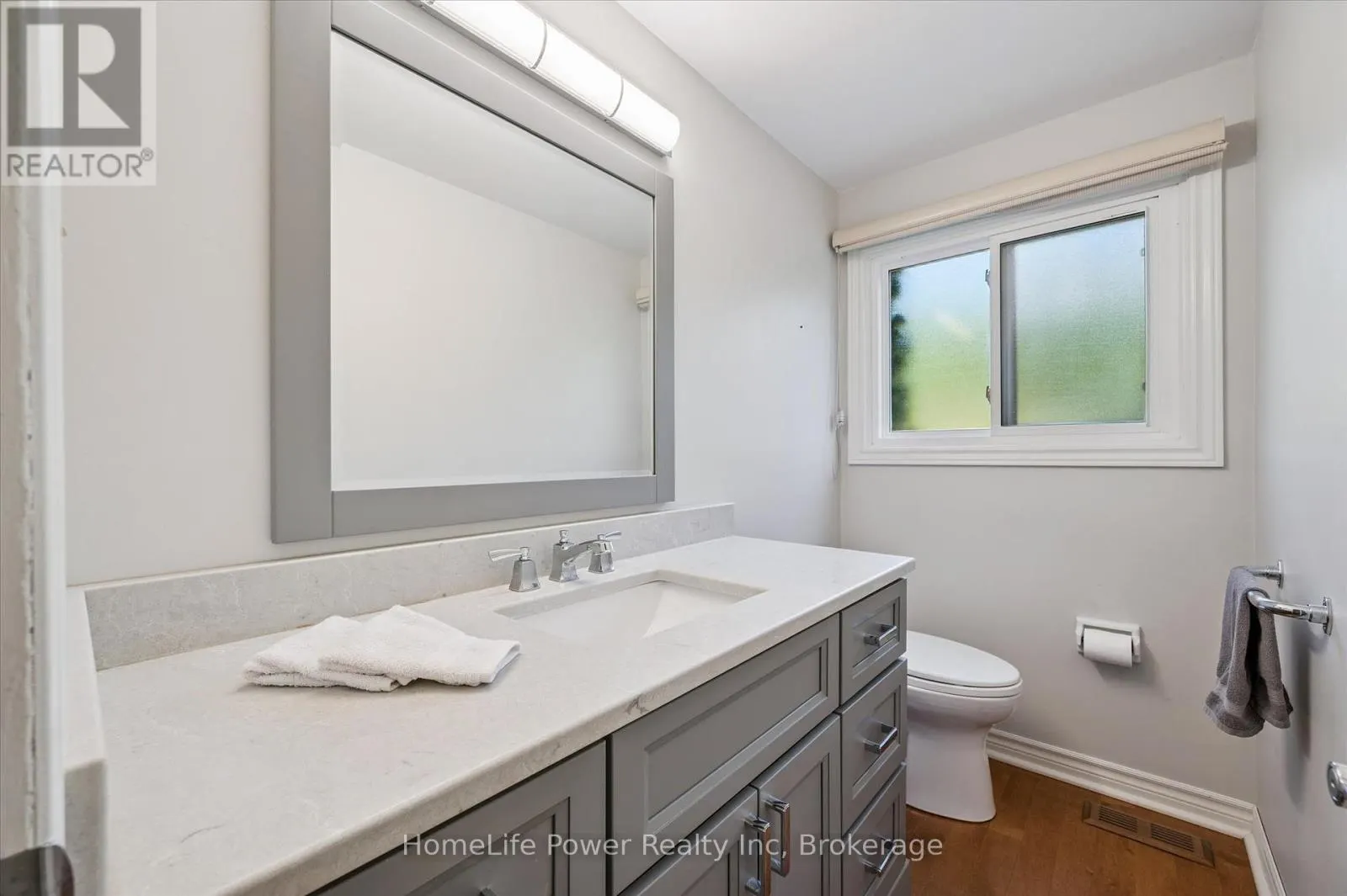 2 BERKLEY PLACE