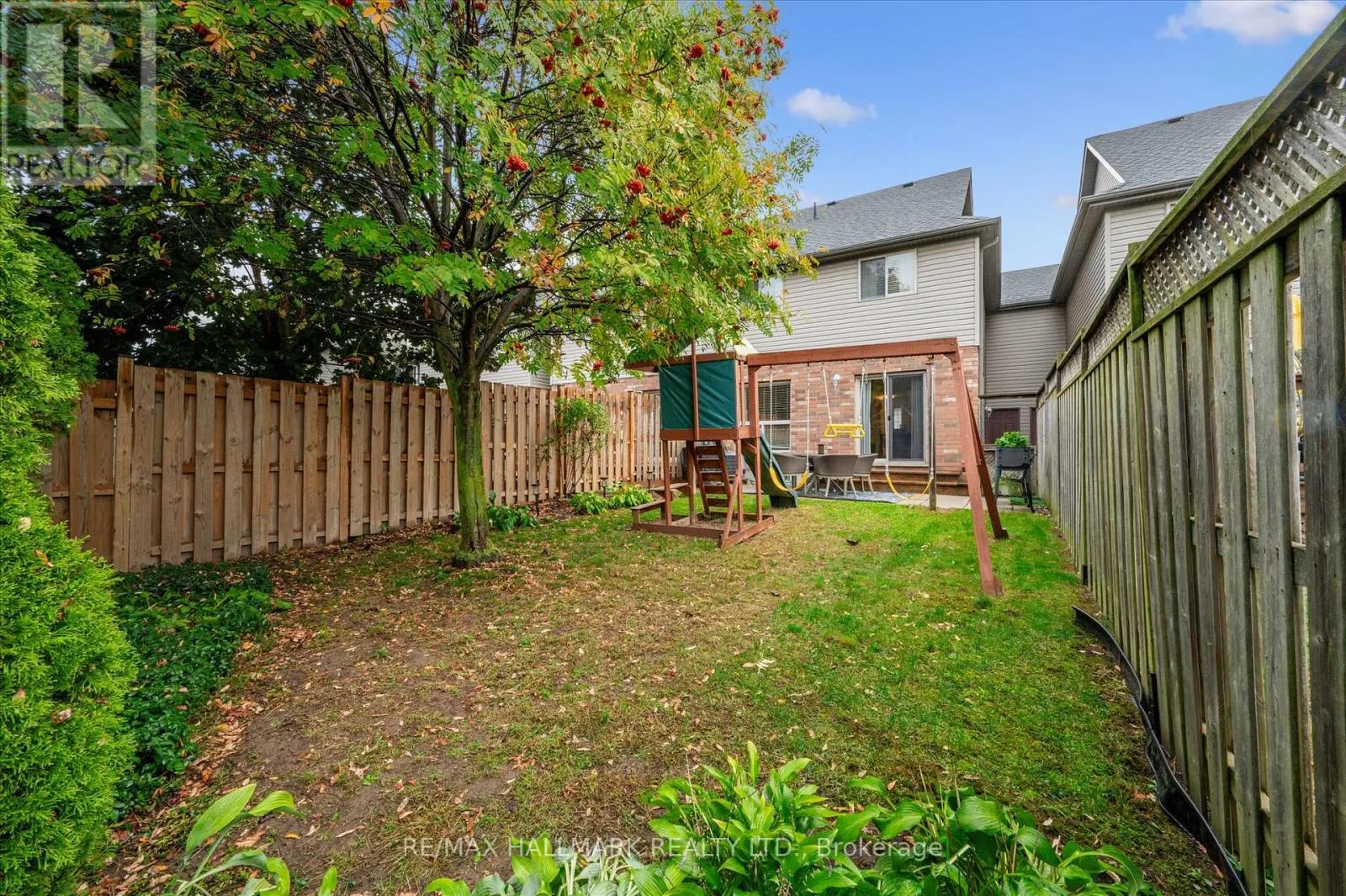 103 NORTHCLIFFE CRESCENT