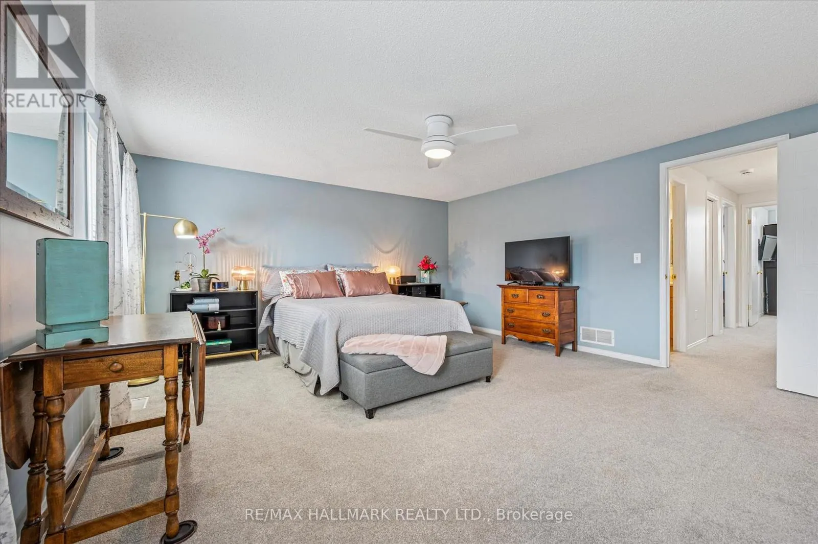 103 NORTHCLIFFE CRESCENT