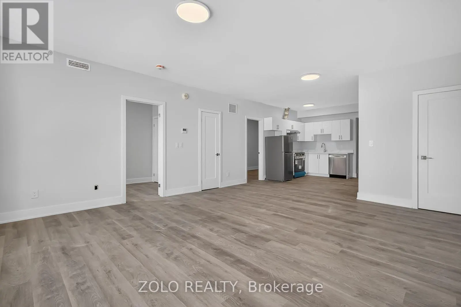 UNIT # 5 - 206 WELLINGTON STREET