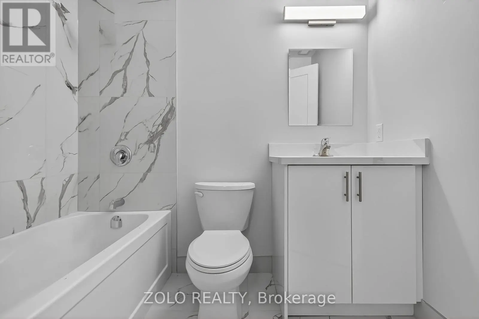 UNIT # 6 - 206 WELLINGTON STREET