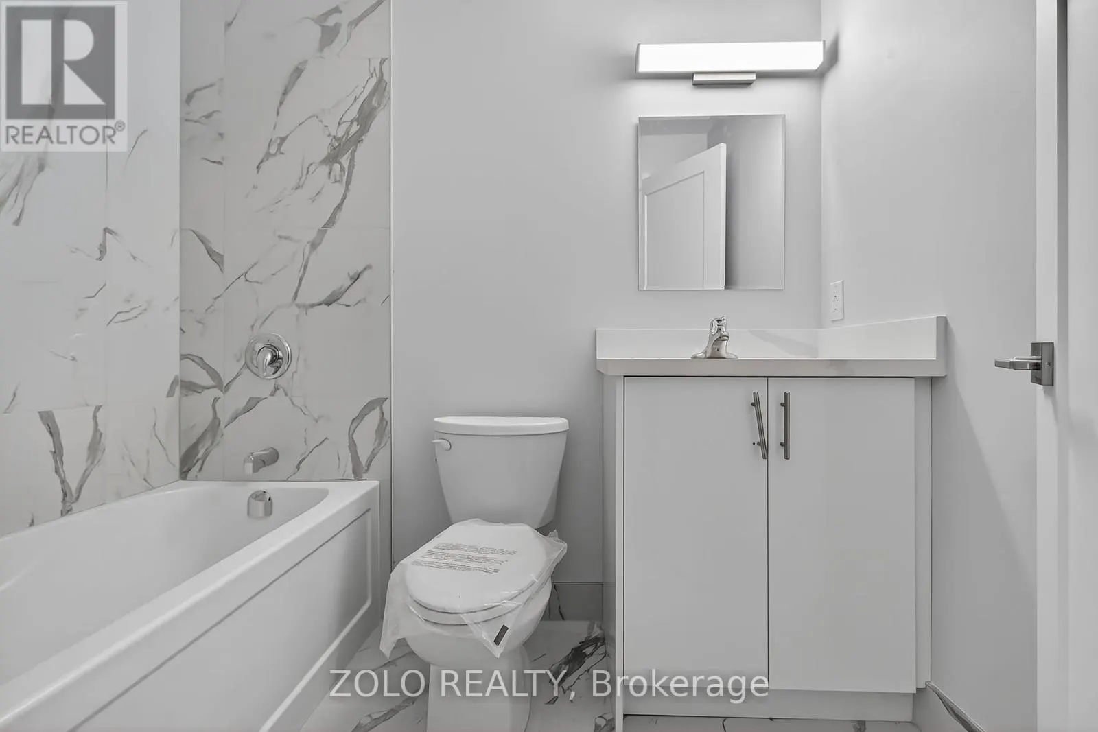 UNIT # 7 - 206 WELLINGTON STREET