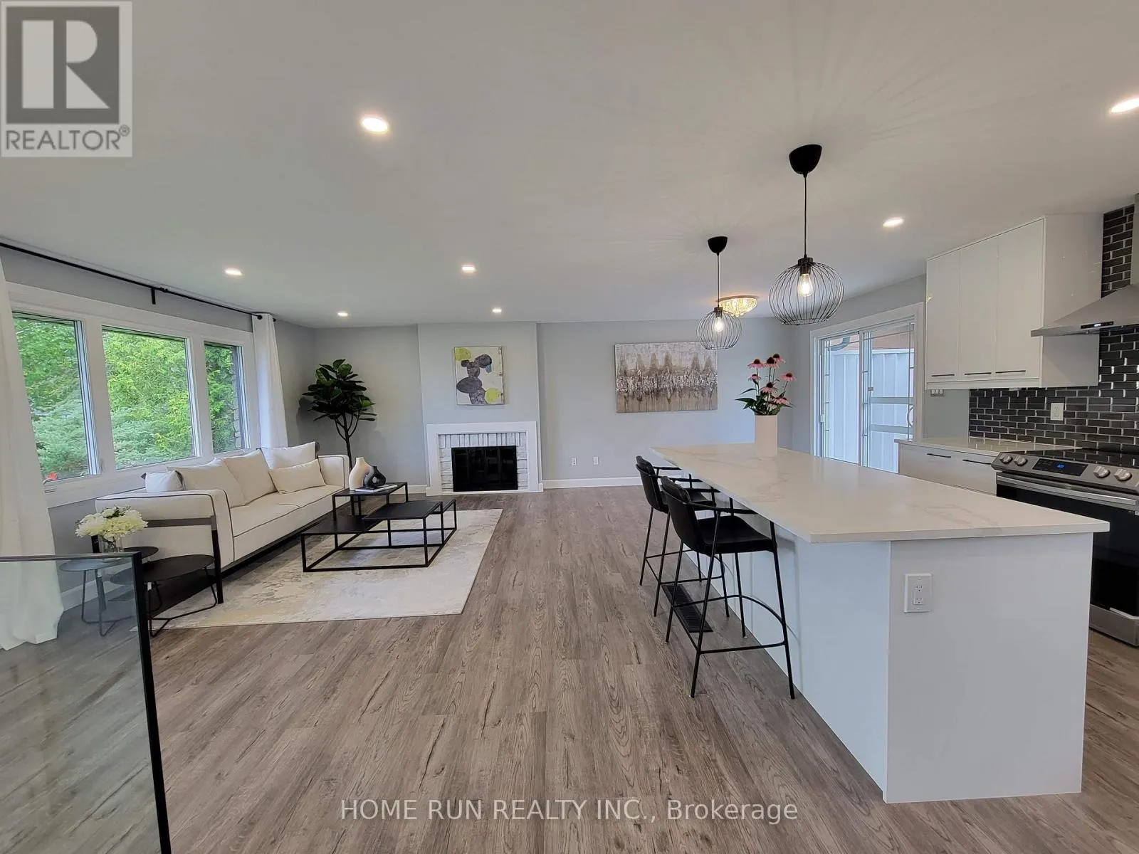 1022 WISEMAN CRESCENT