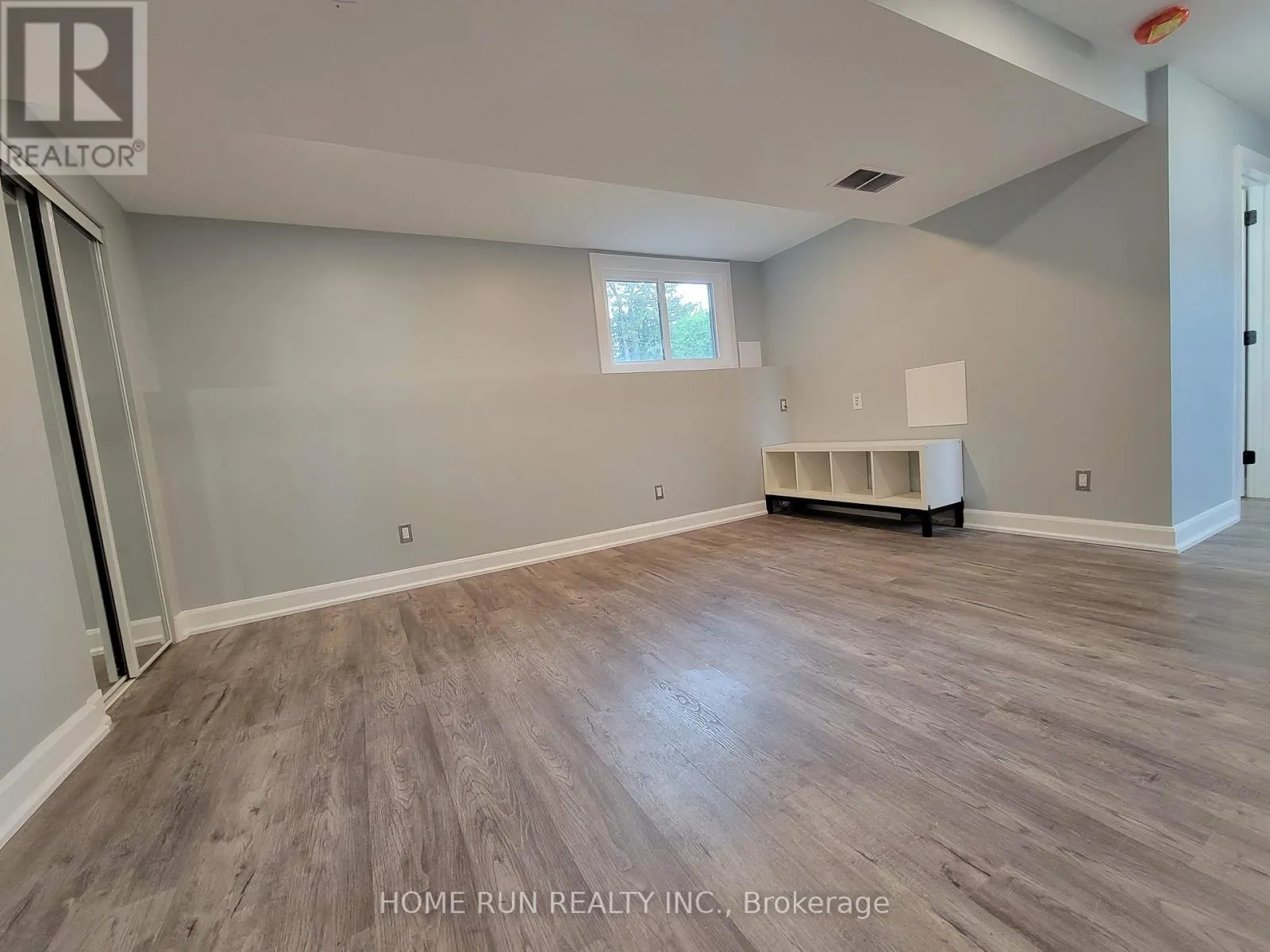 1022 WISEMAN CRESCENT