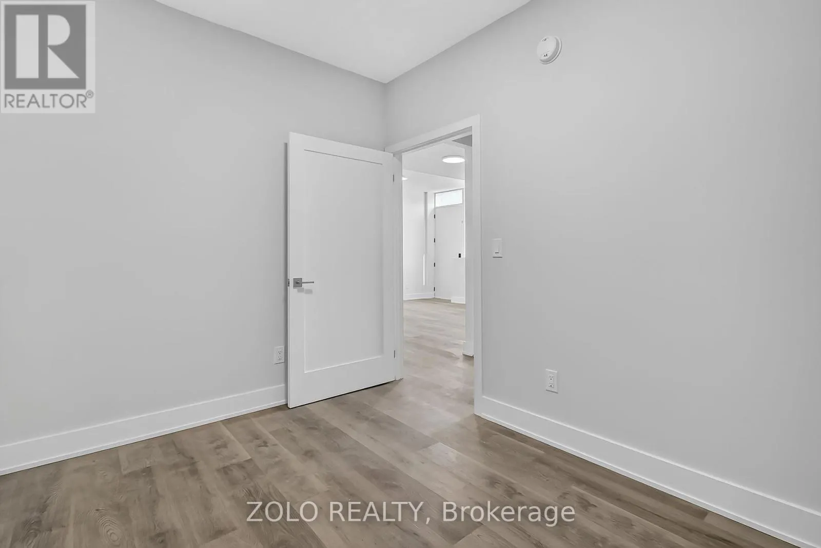 UNIT # 1 - 206 WELLINGTON STREET