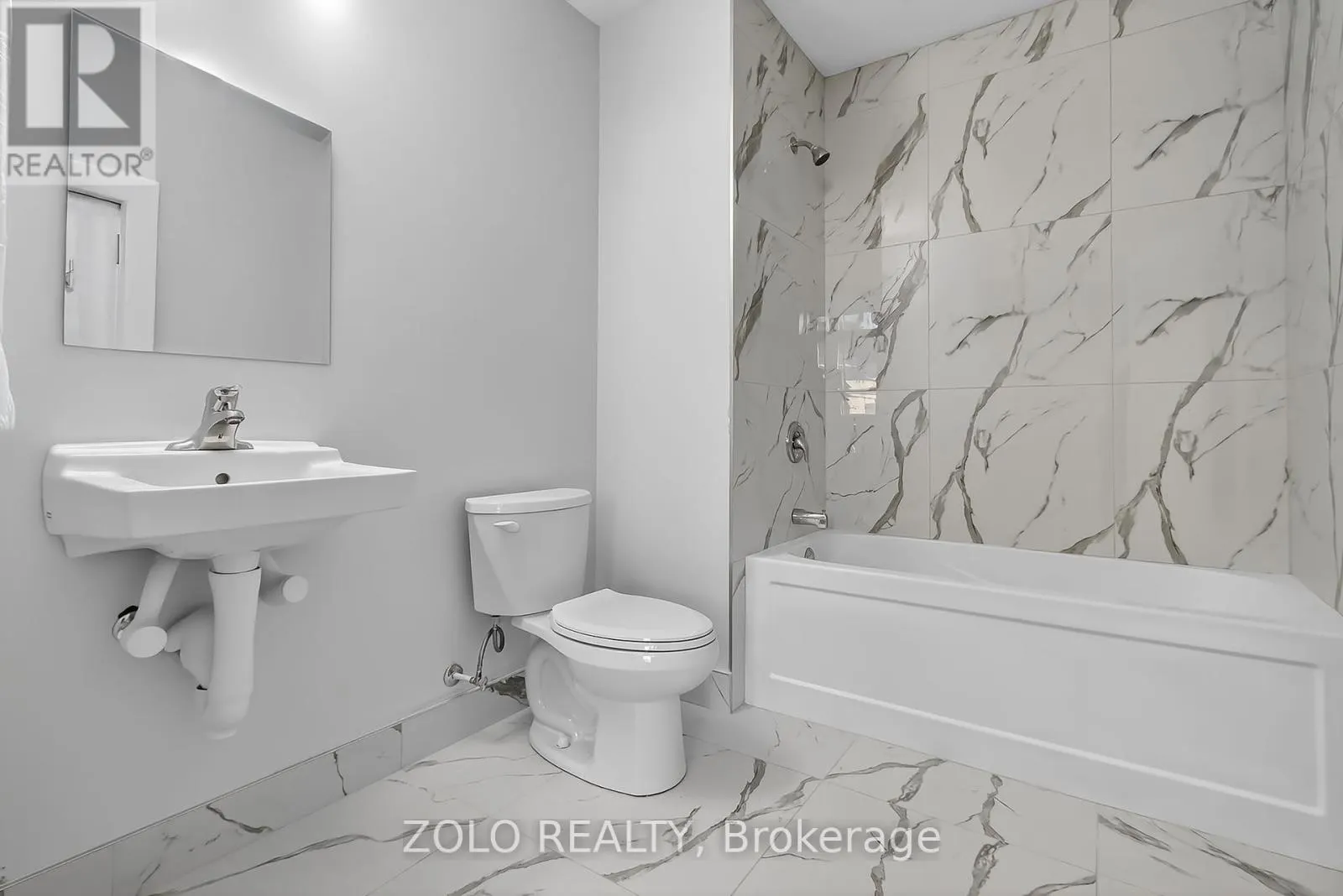 UNIT # 1 - 206 WELLINGTON STREET