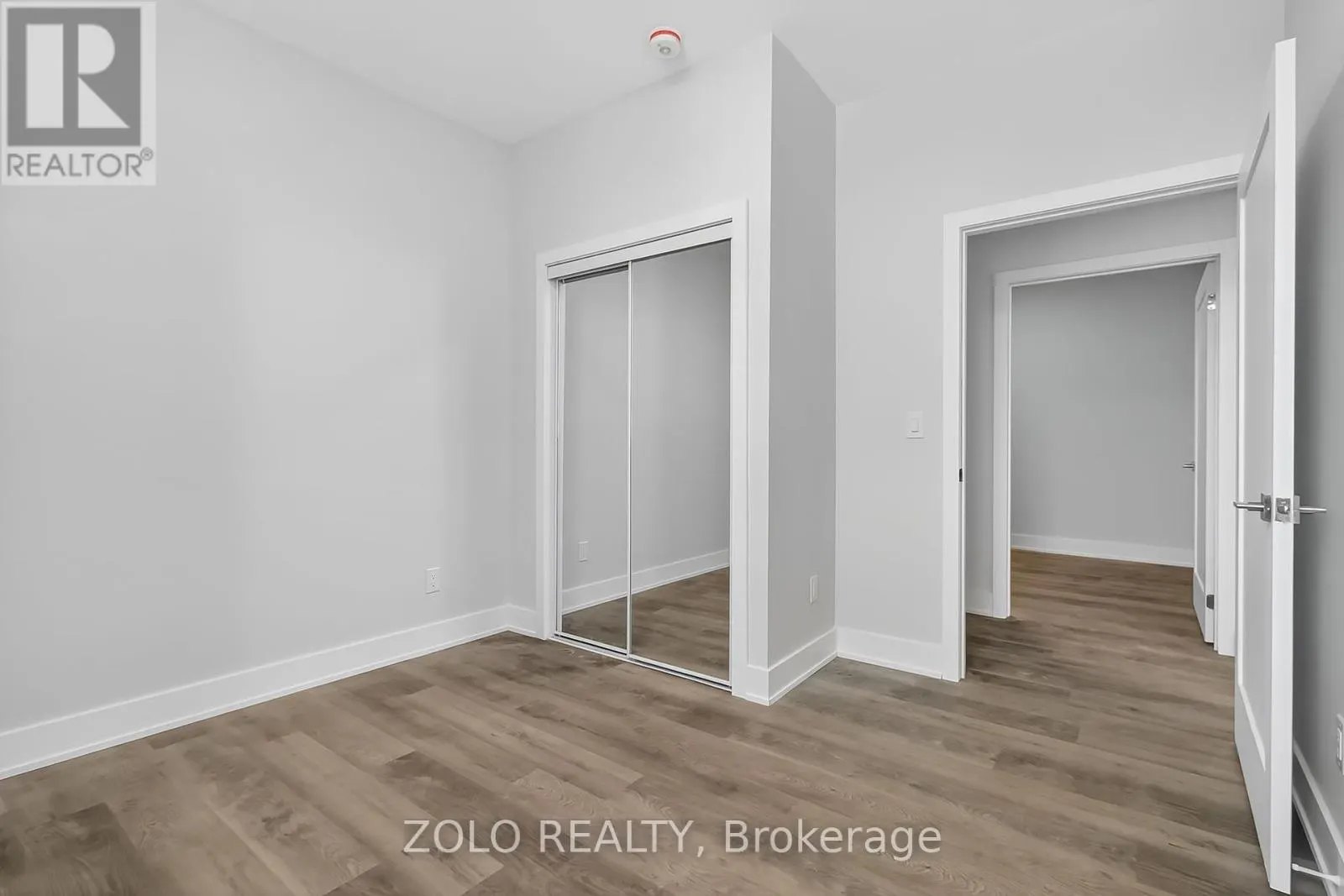 UNIT # 1 - 206 WELLINGTON STREET
