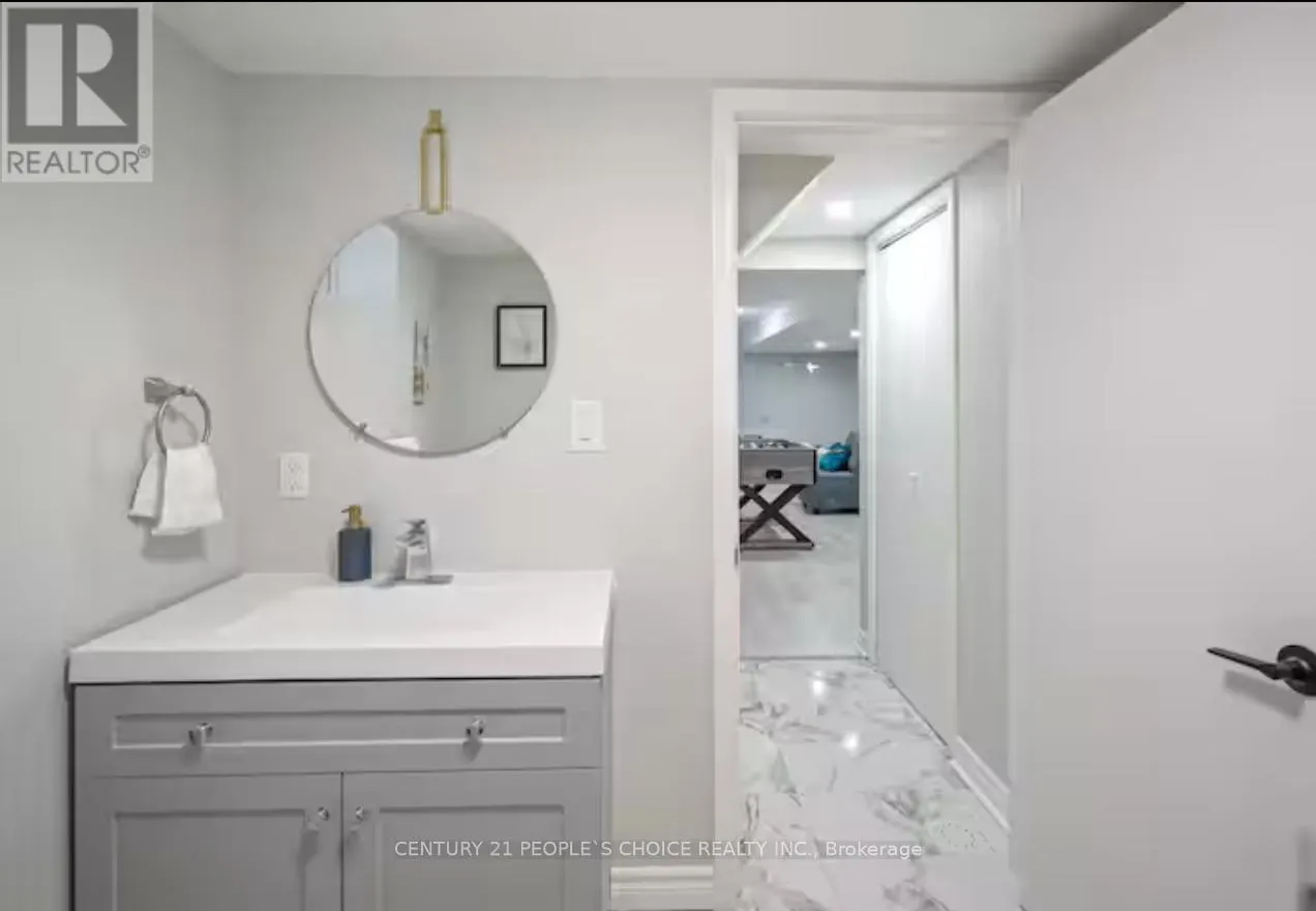 5 NORTHWOOD DRIVE
