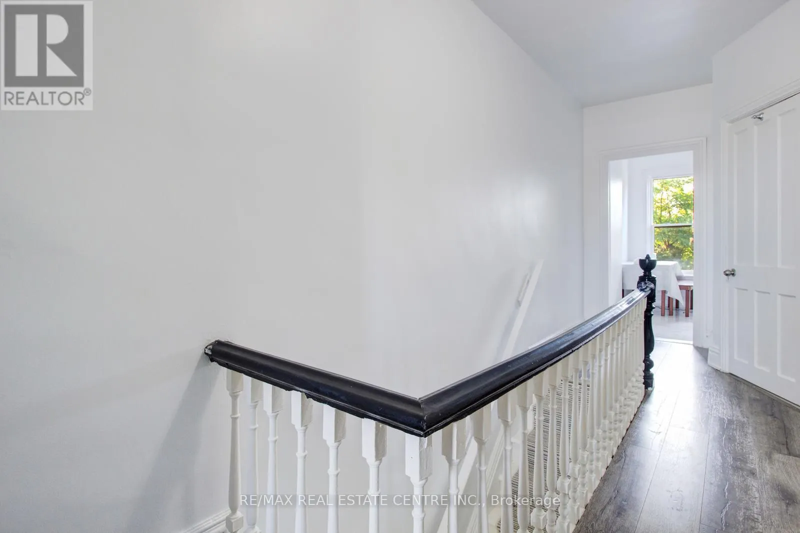 49 WENTWORTH #UPPER STREET