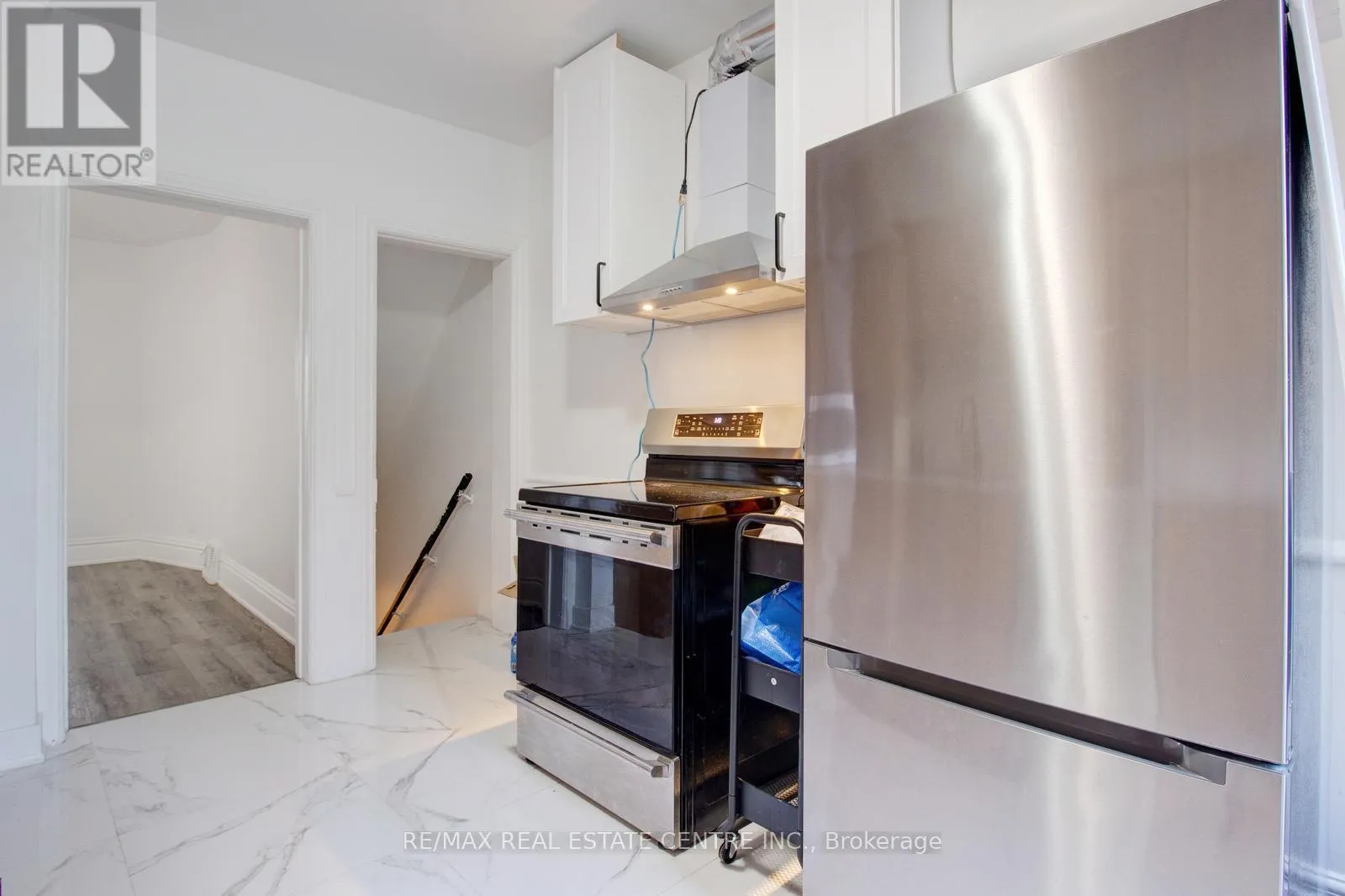 49 WENTWORTH #MAIN STREET