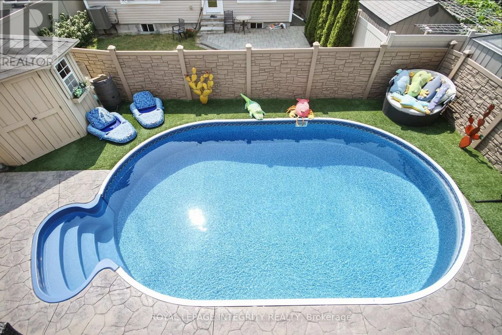 318 EVERGLADE WAY WAY