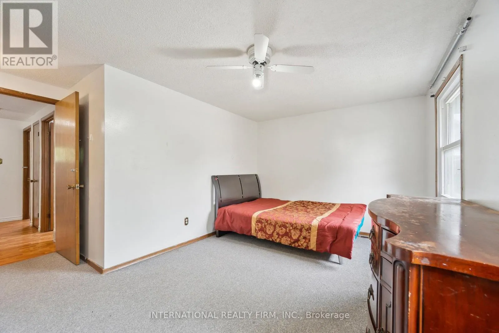 134 GARLAND LANE