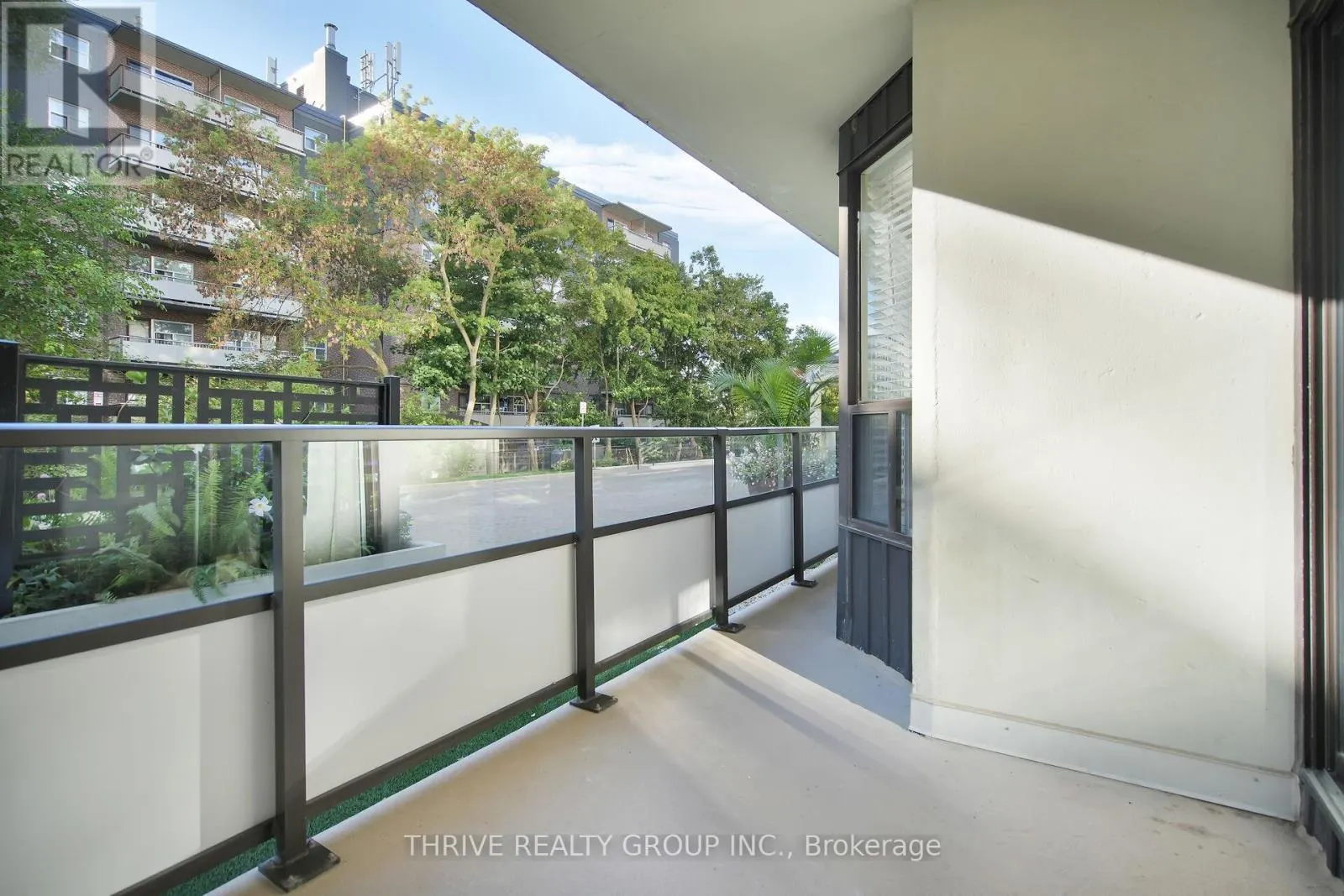 105 - 1180 COMMISSIONERS ROAD W, #105