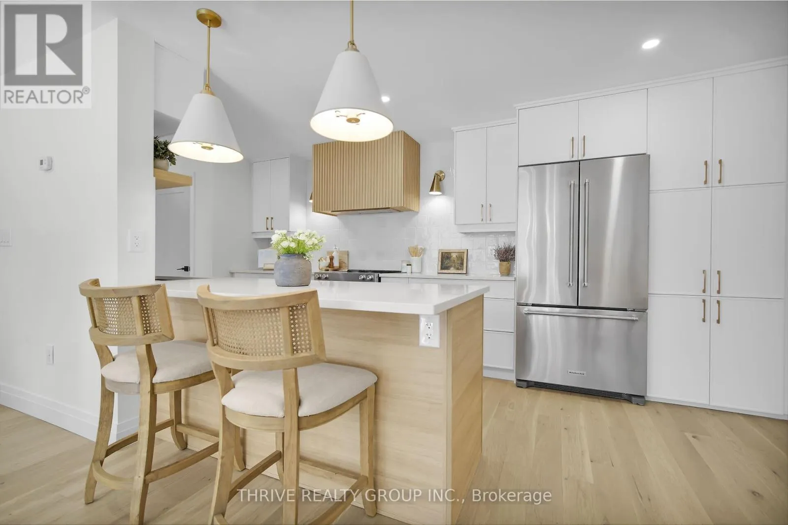 105 - 1180 COMMISSIONERS ROAD W, #105