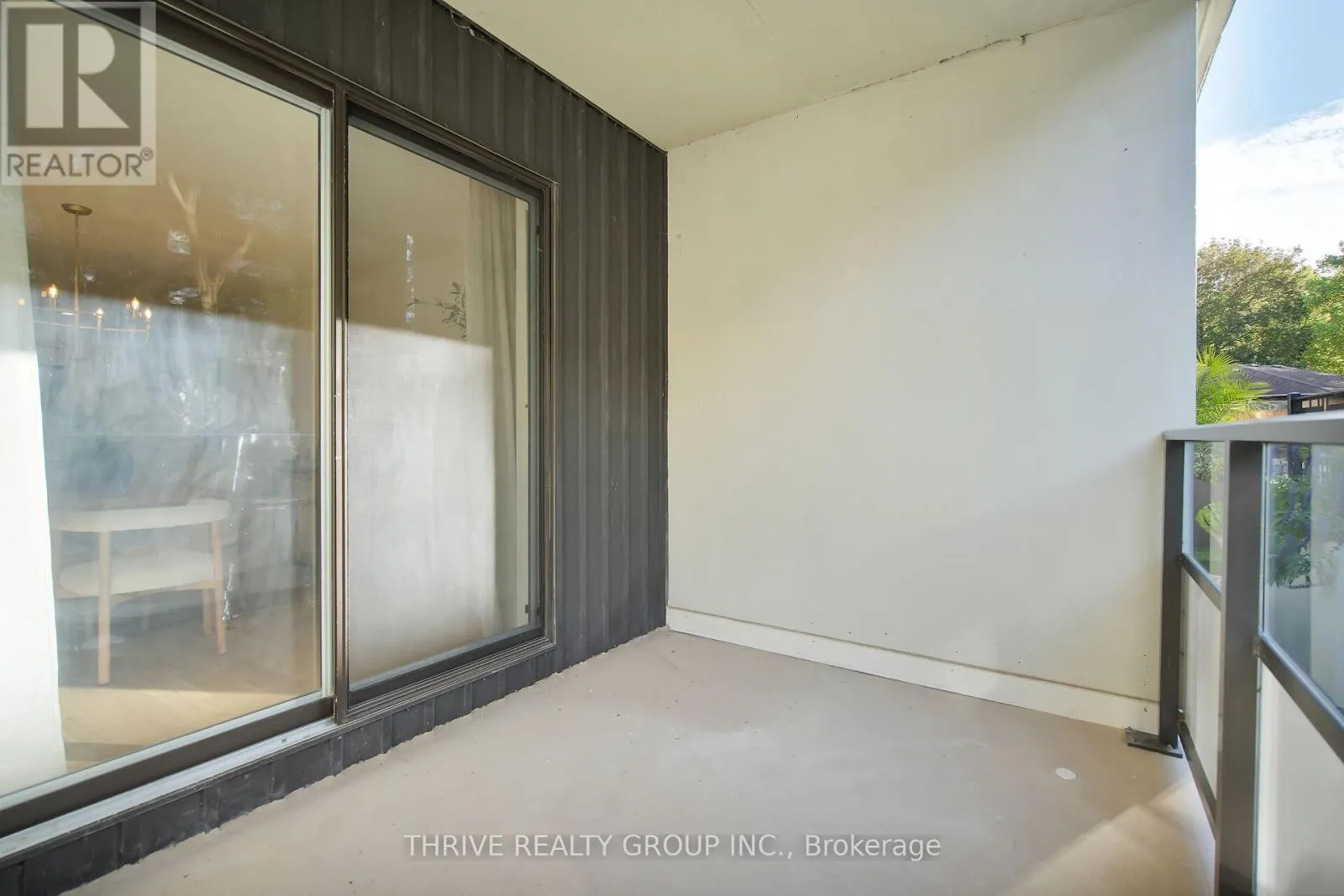 105 - 1180 COMMISSIONERS ROAD W, #105
