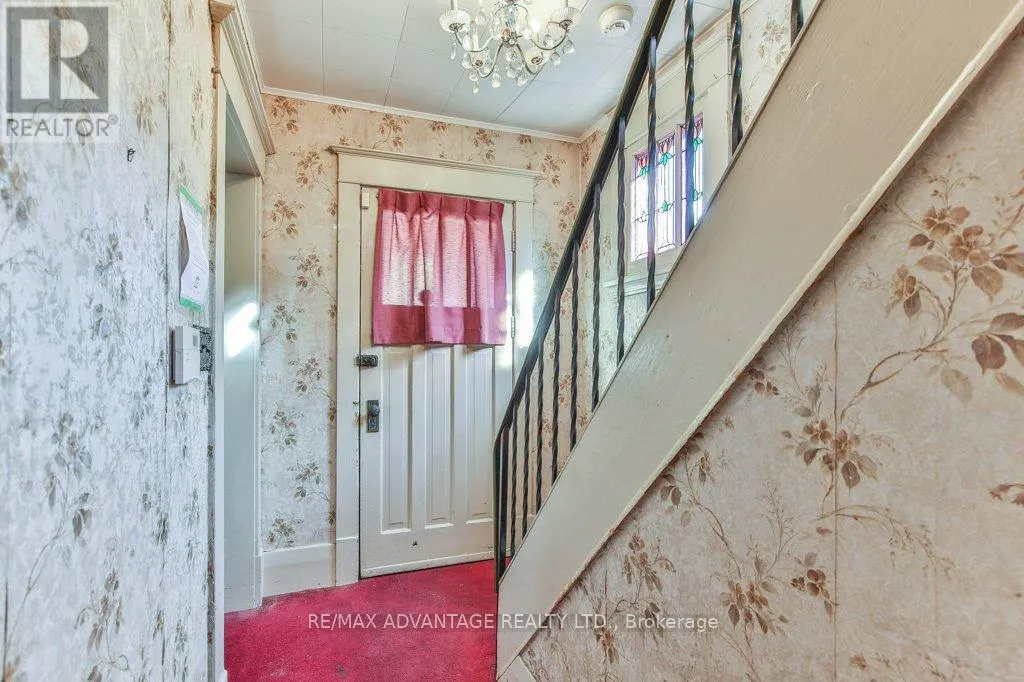 41 DUCHESS AVENUE