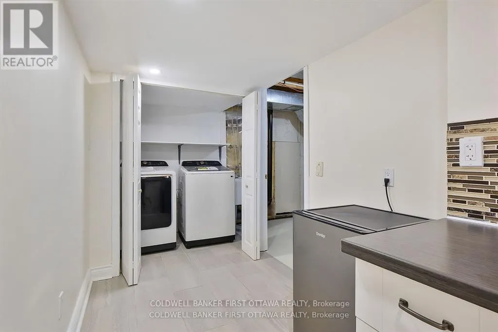 107 COLUMBIA AVENUE