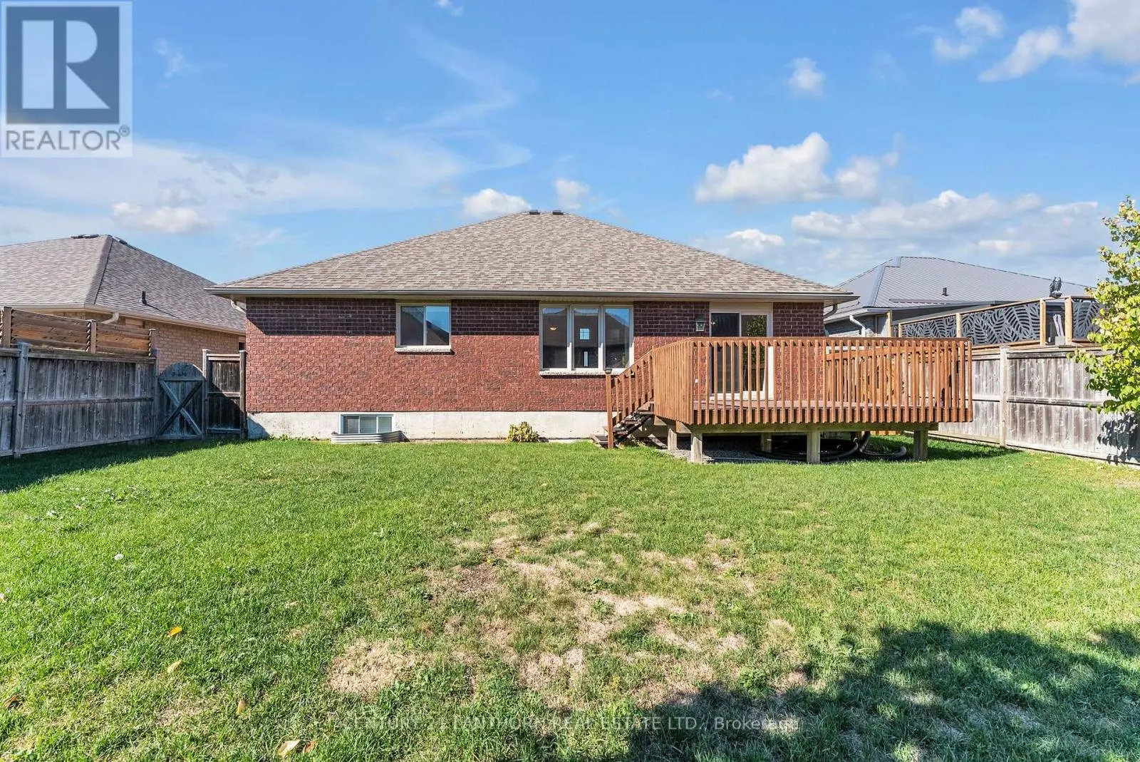 108 PARKVIEW HEIGHTS