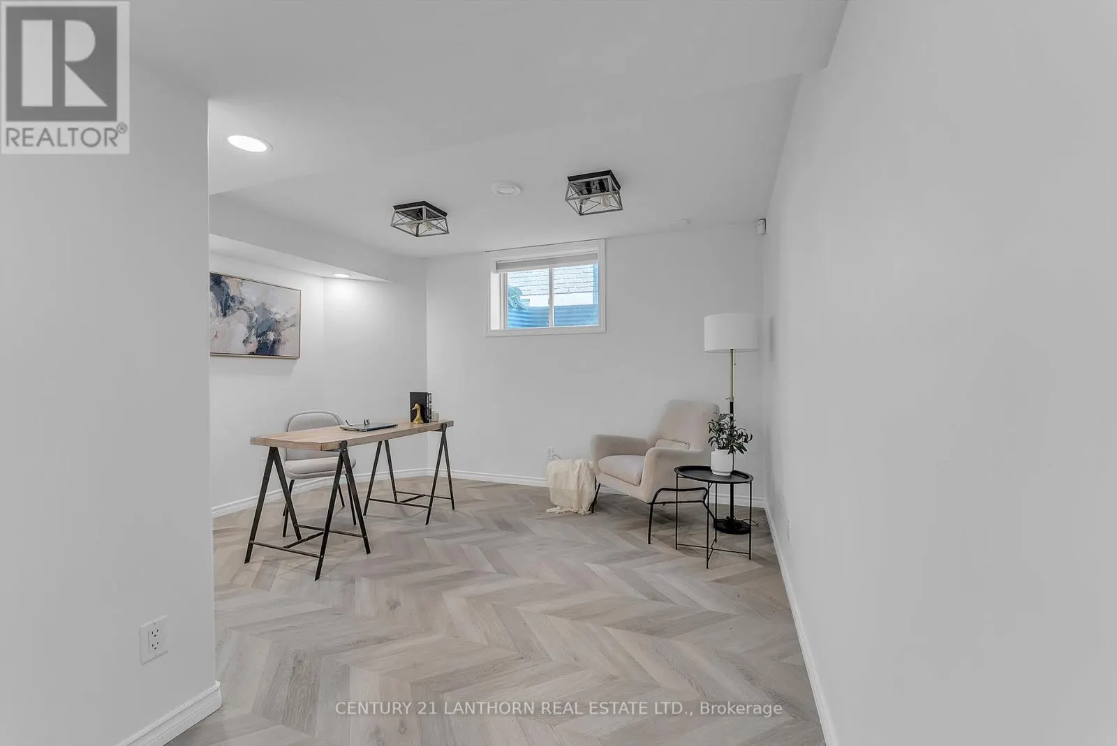 108 PARKVIEW HEIGHTS