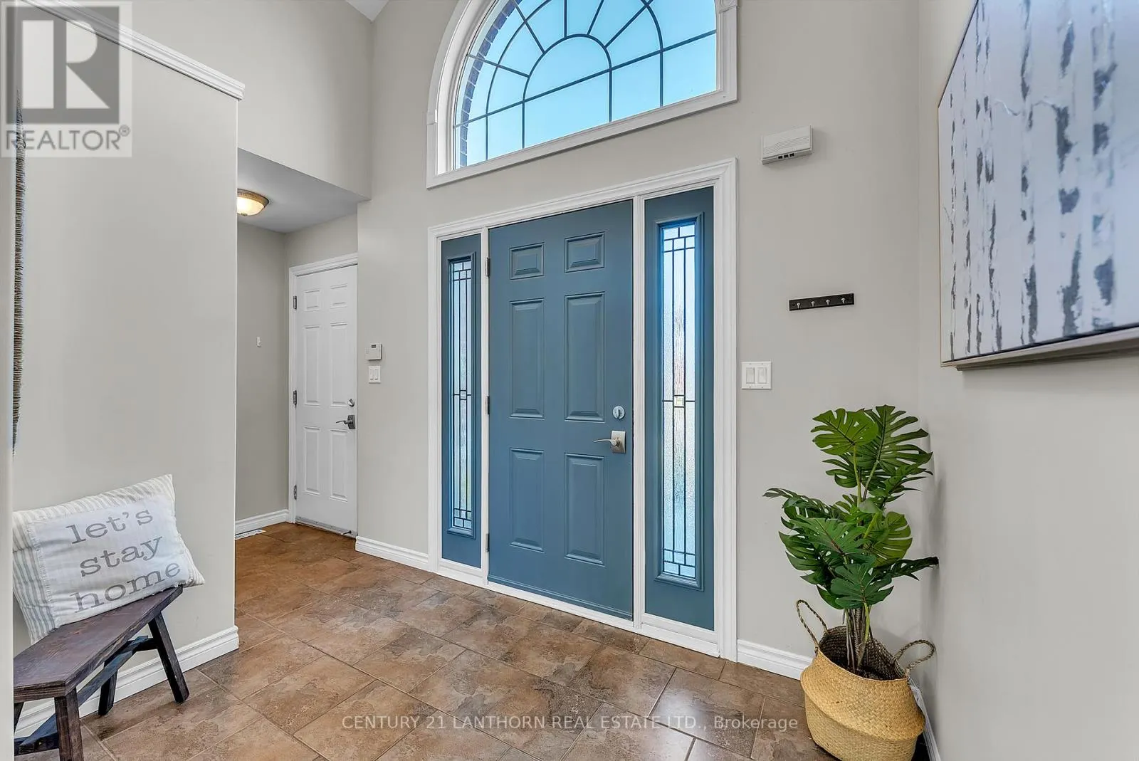 108 PARKVIEW HEIGHTS