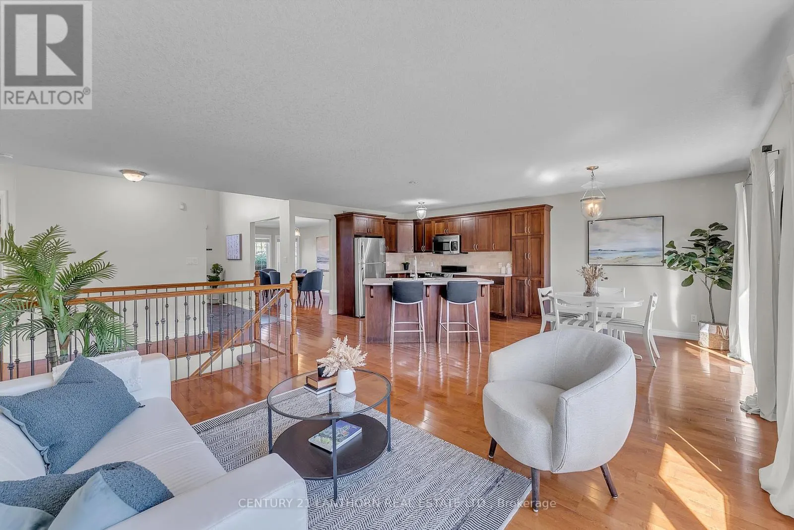 108 PARKVIEW HEIGHTS