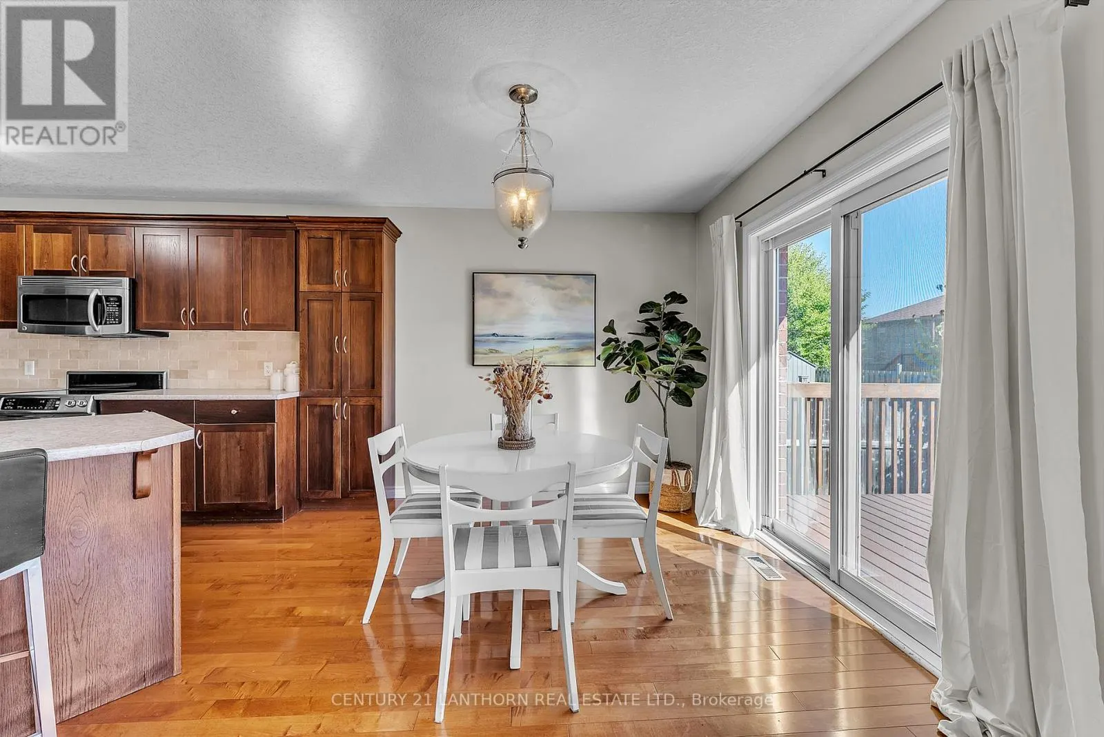 108 PARKVIEW HEIGHTS