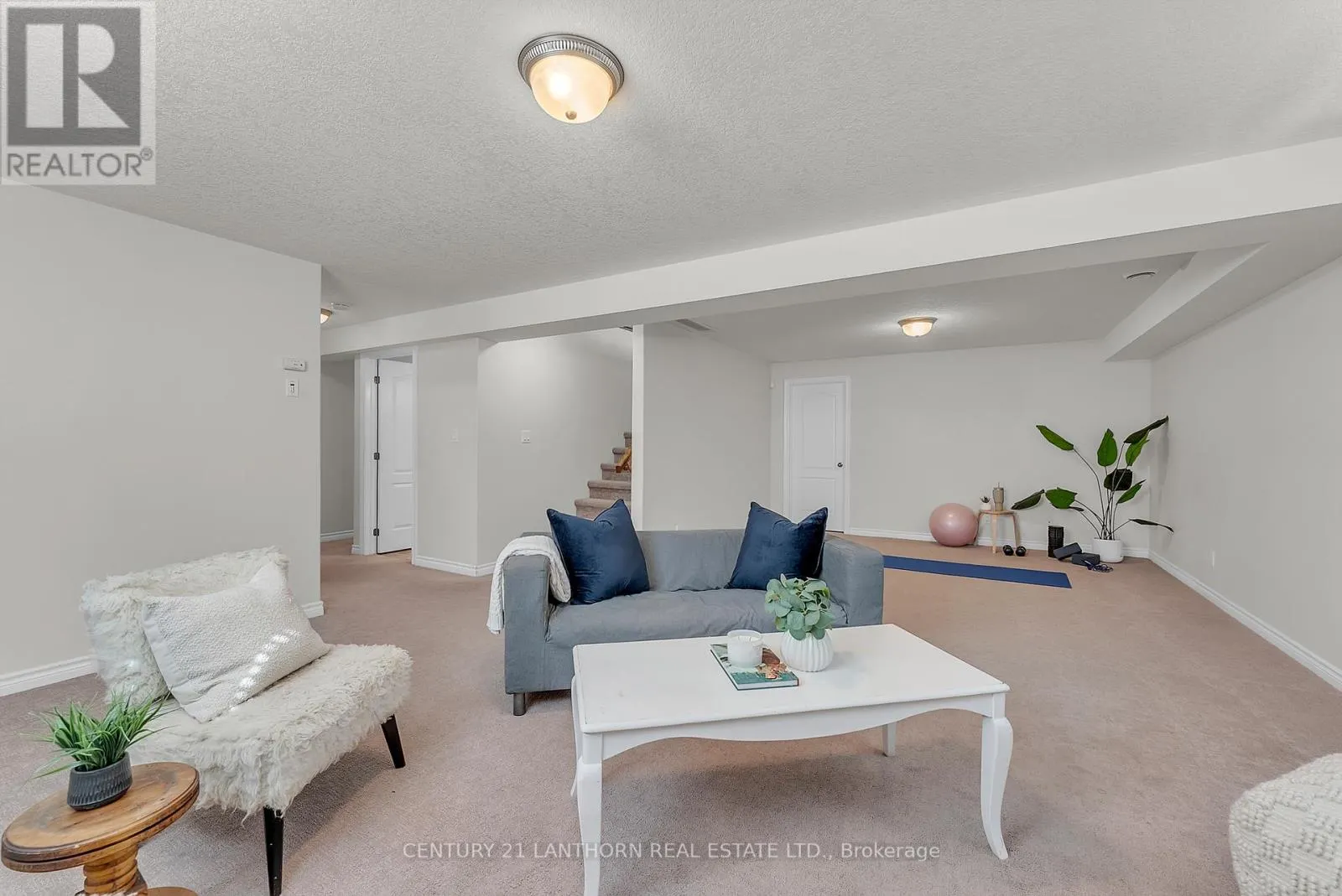 108 PARKVIEW HEIGHTS