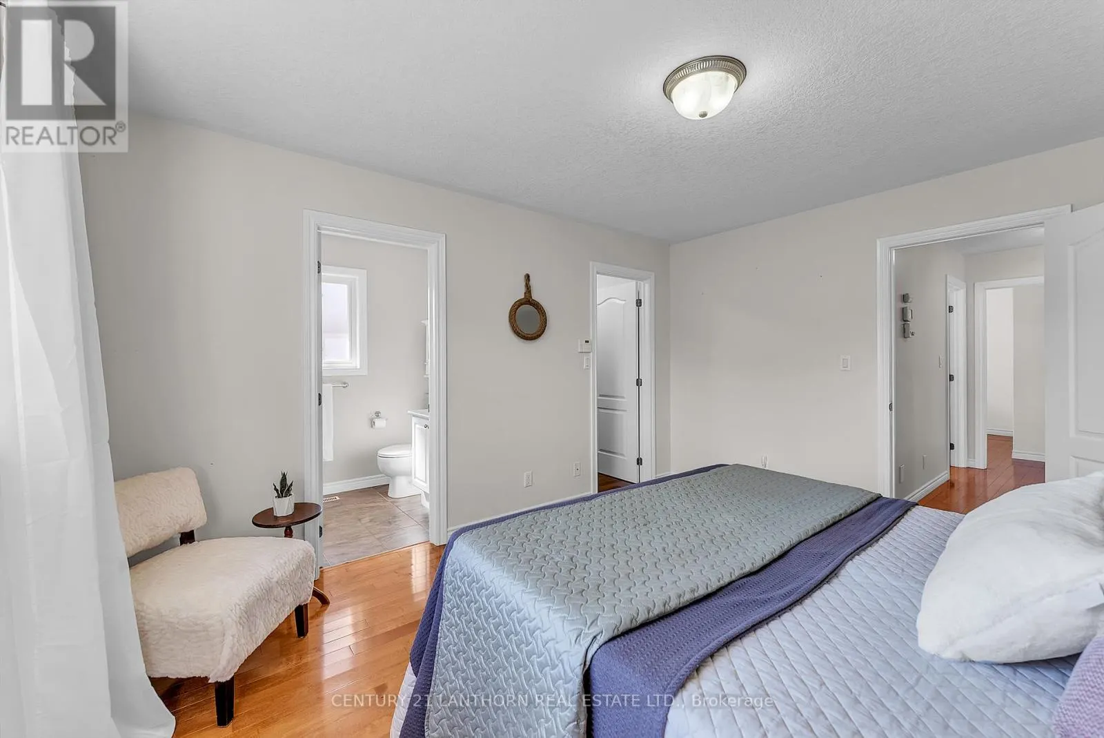 108 PARKVIEW HEIGHTS