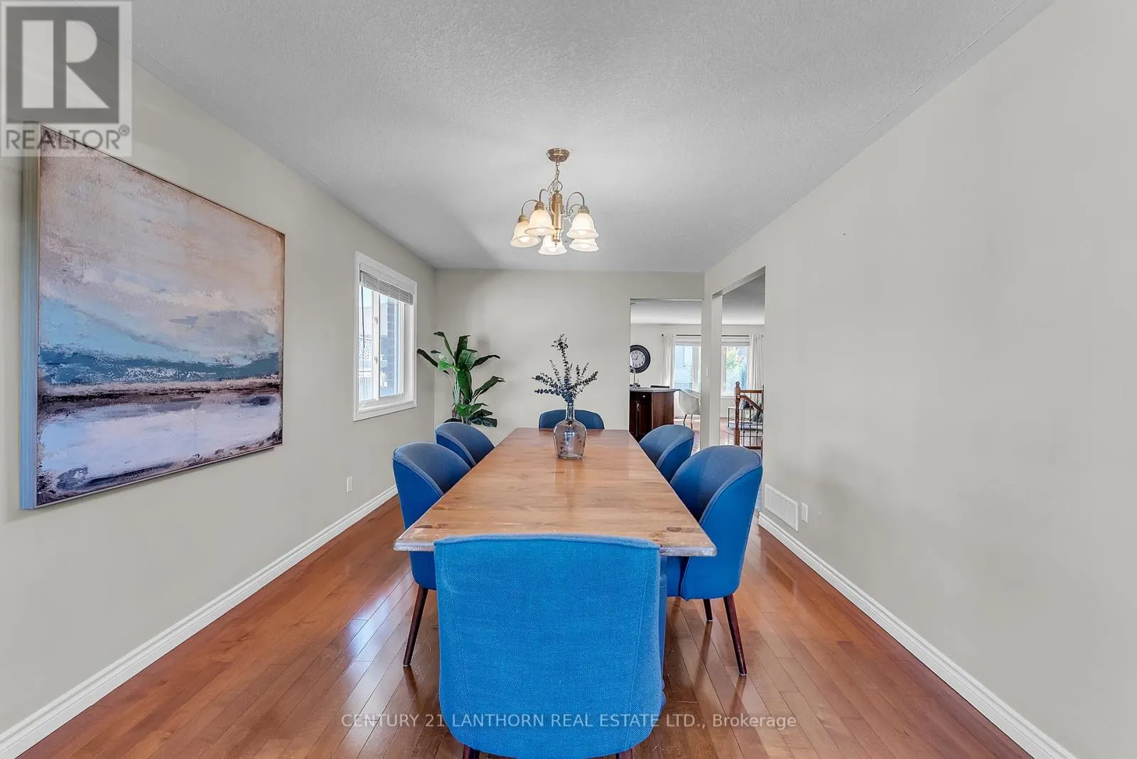 108 PARKVIEW HEIGHTS