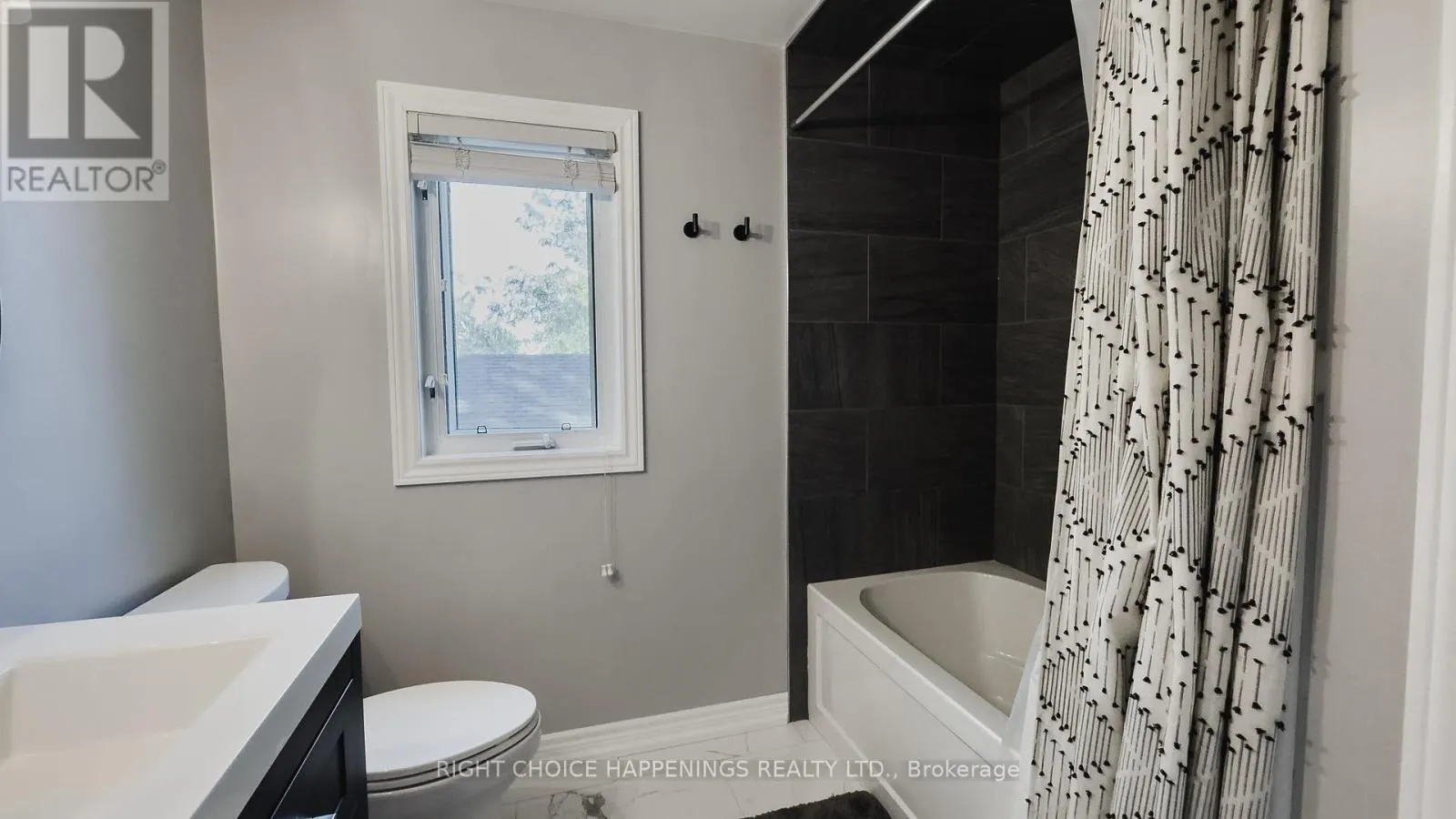 23 HEYWOOD AVENUE