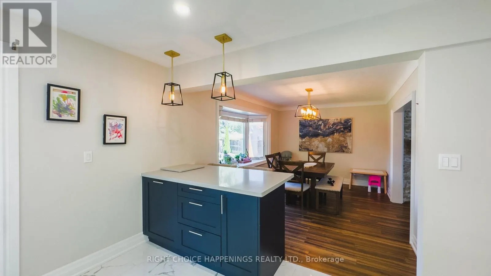 23 HEYWOOD AVENUE