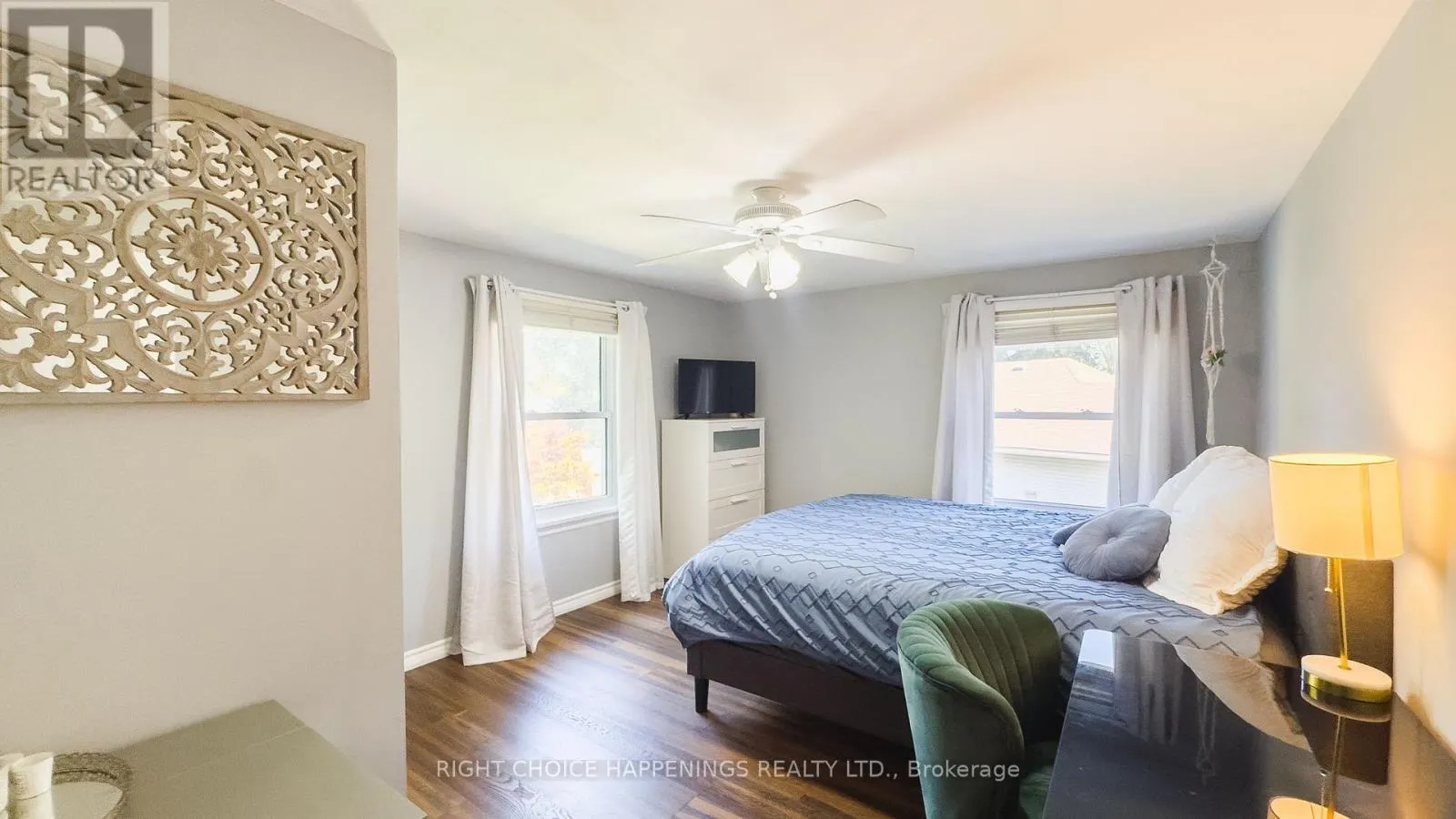 23 HEYWOOD AVENUE