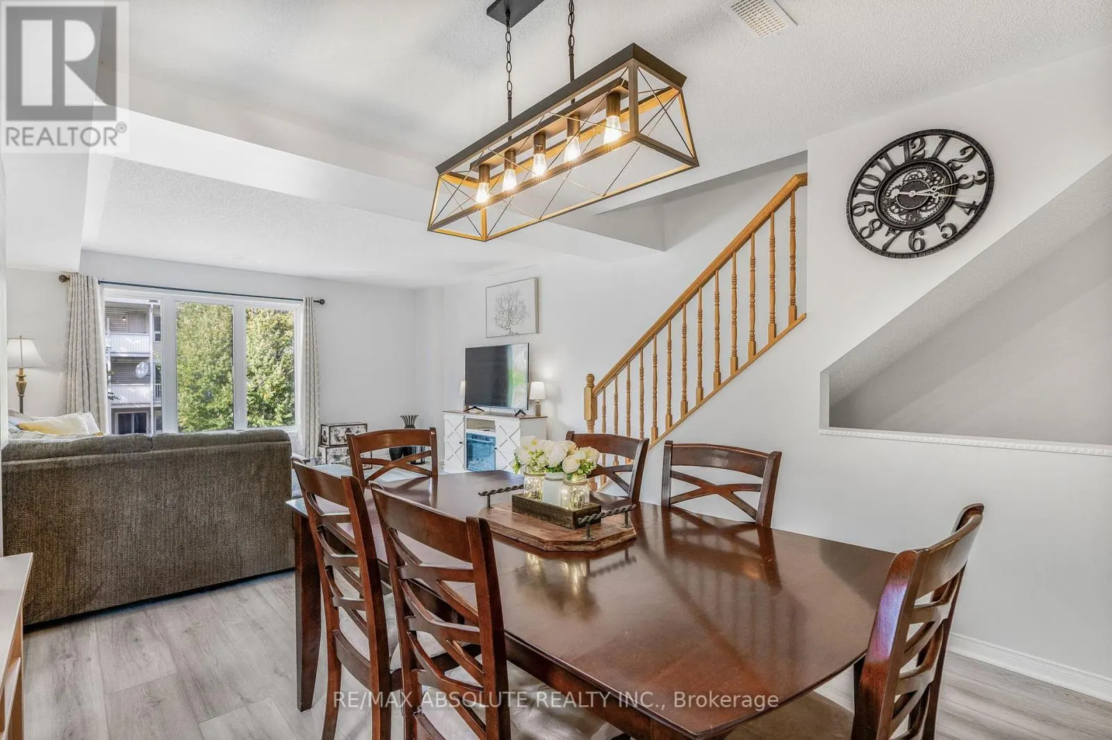 32 BONFIELD PRIVATE