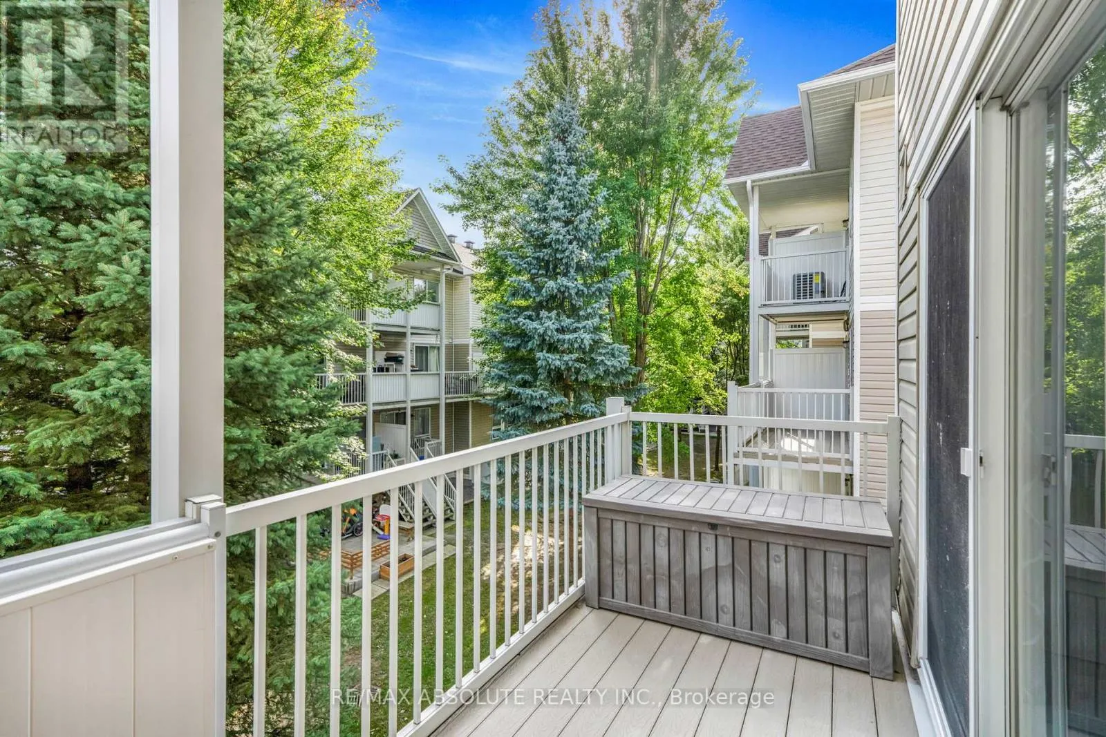 32 BONFIELD PRIVATE