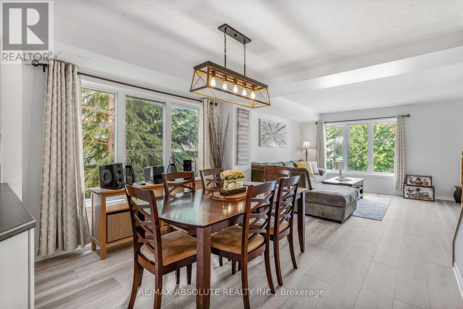 32 BONFIELD PRIVATE