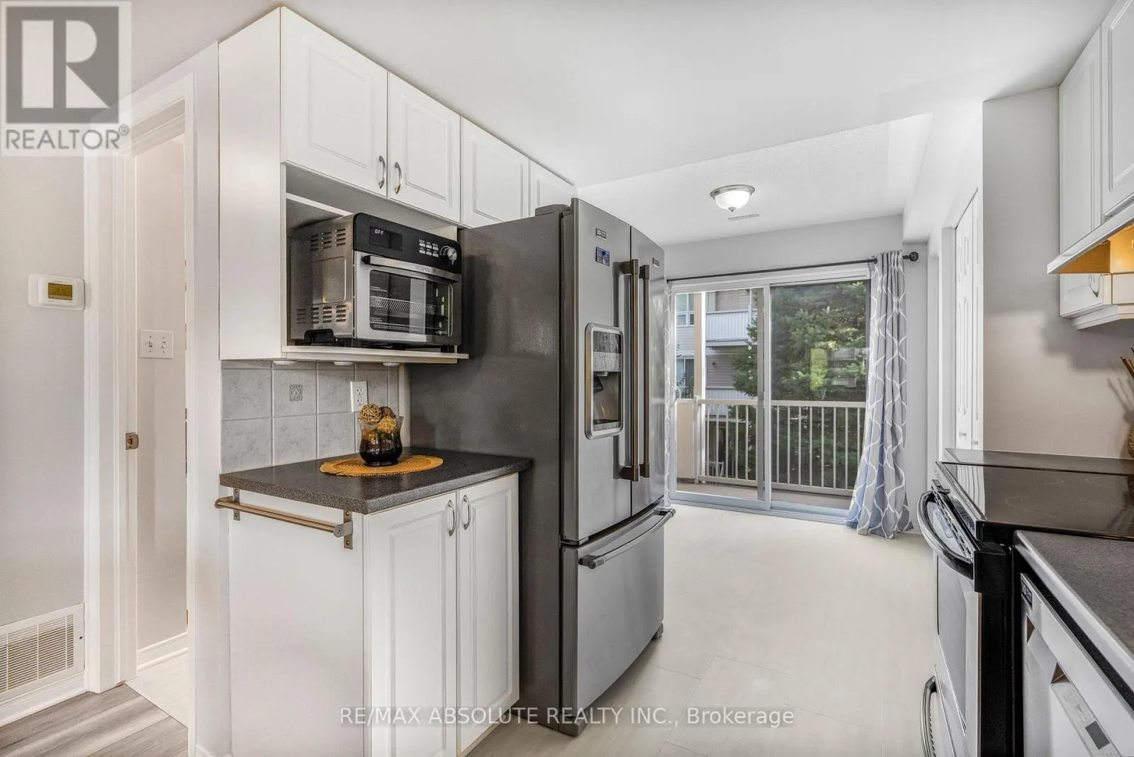 32 BONFIELD PRIVATE
