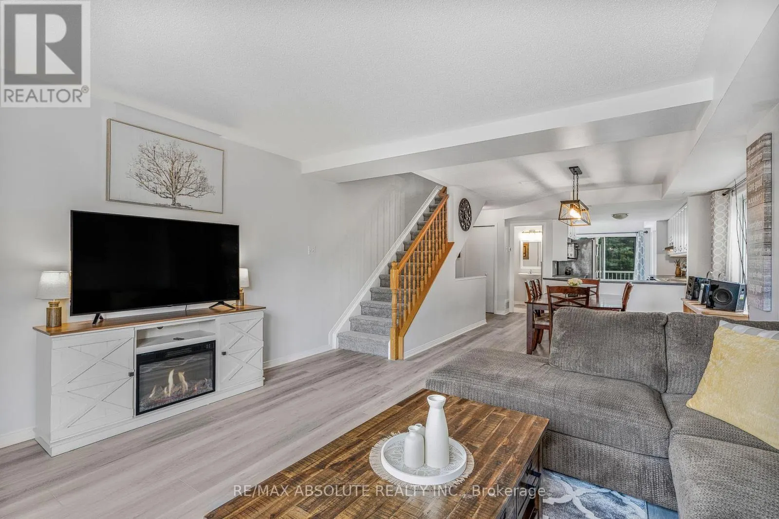 32 BONFIELD PRIVATE