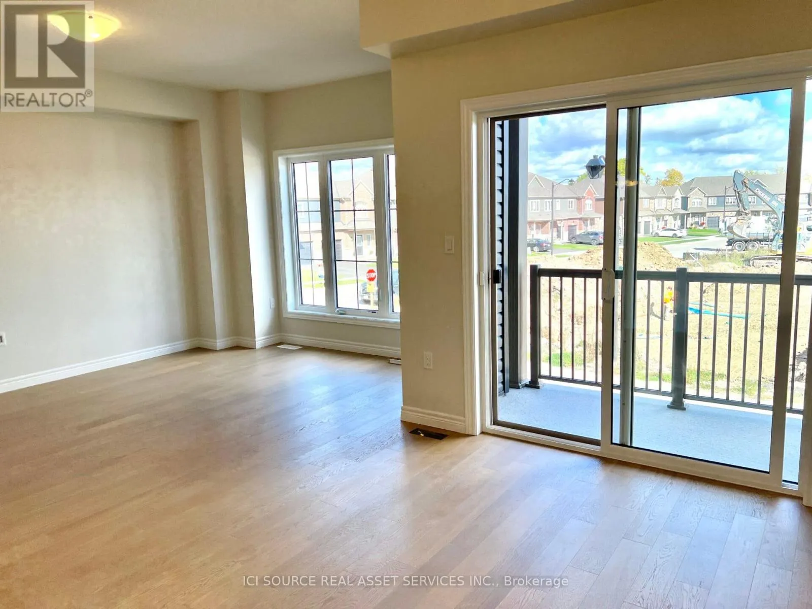 33 - 295 TANGLEWOOD DRIVE