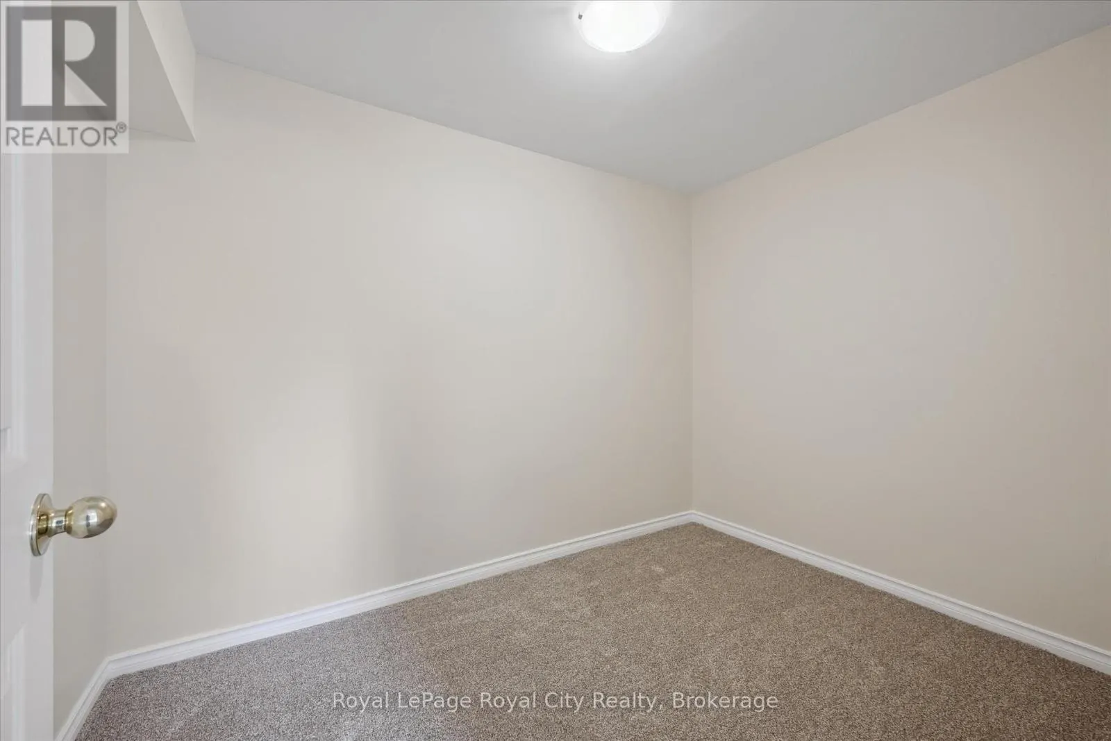 547 GRANGE ROAD