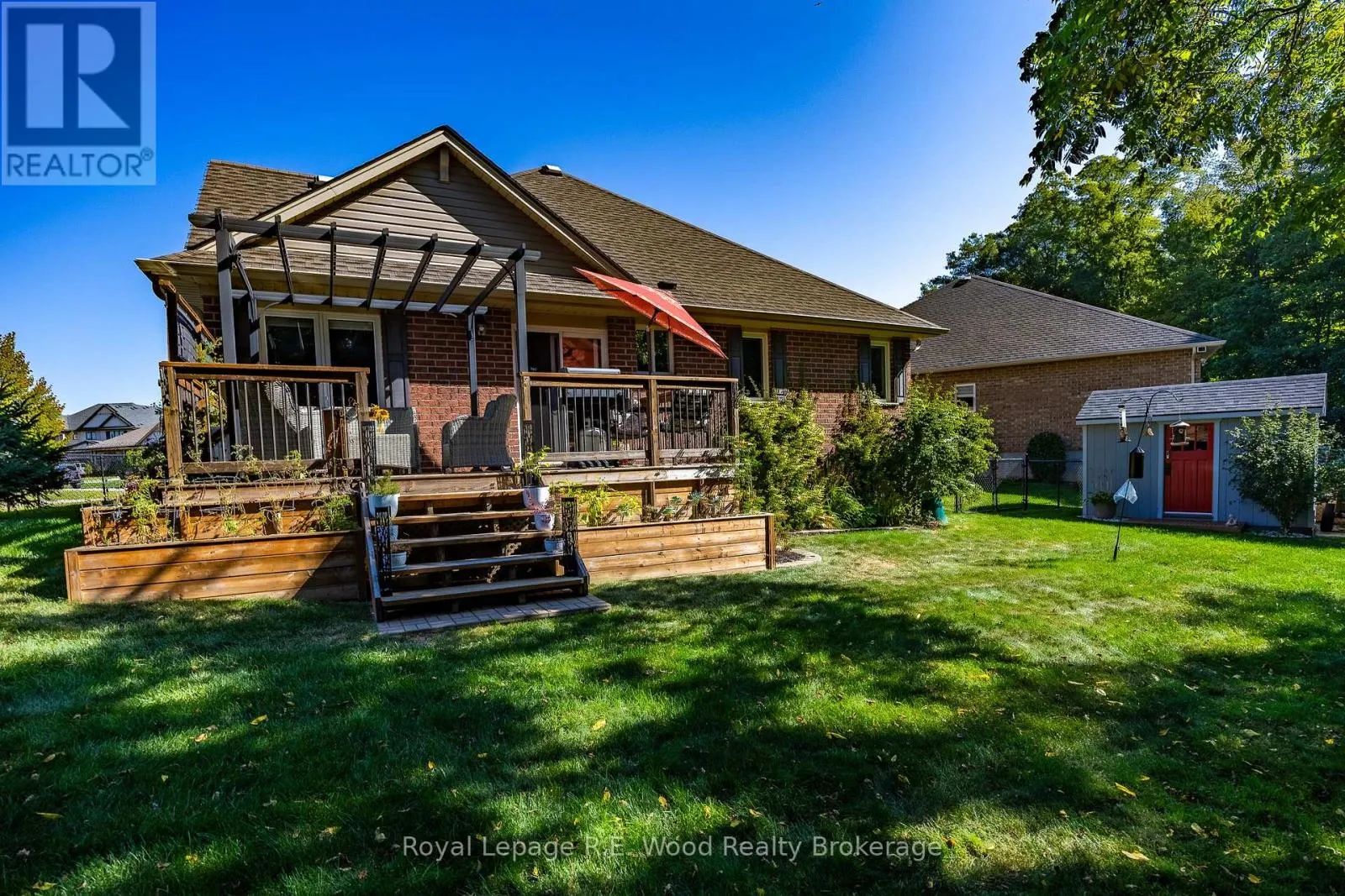 44 COLIN AVENUE