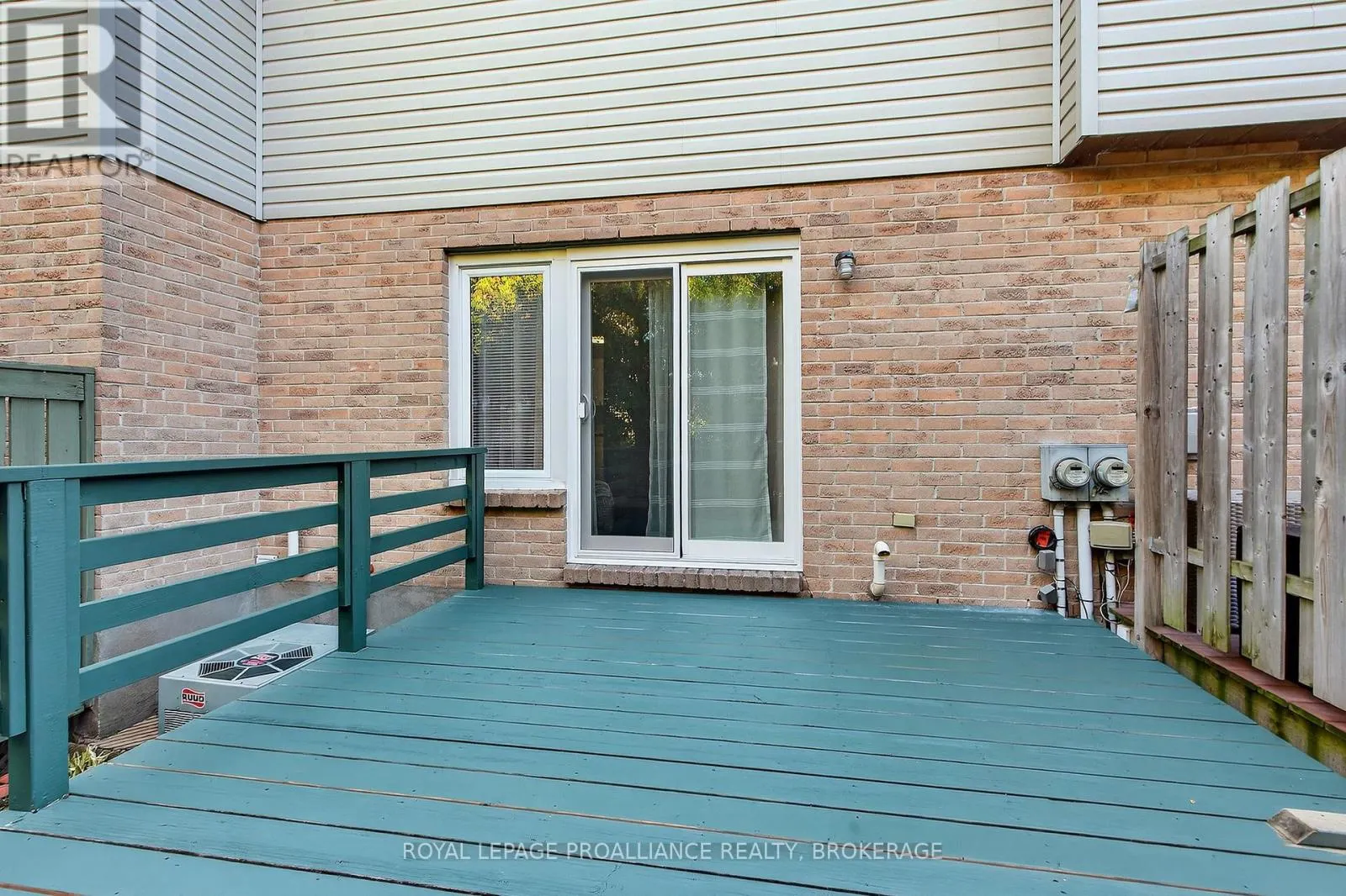 44 ST PAULS PLACE